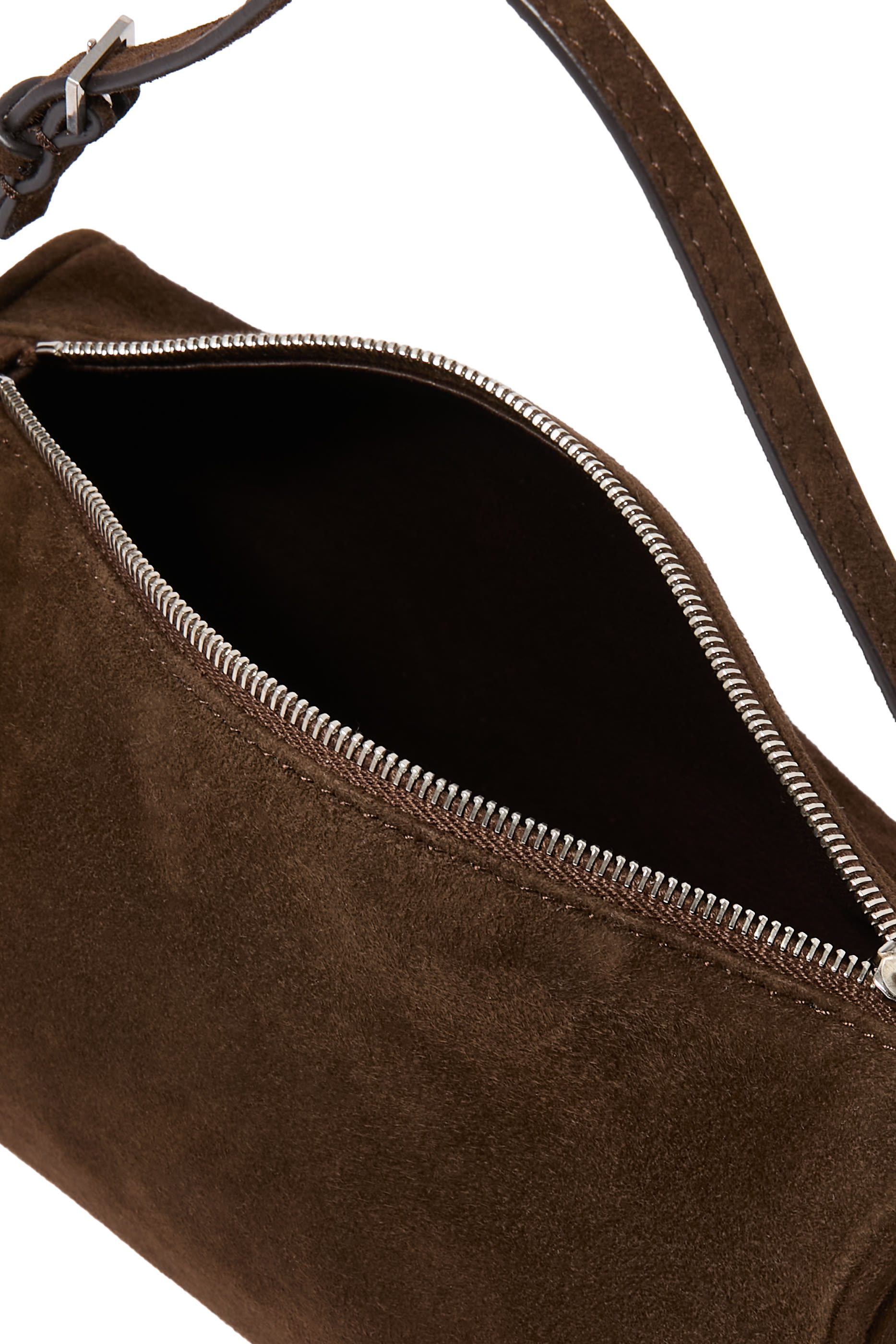 حقيبة بتصميم مستوحى من التسعينات