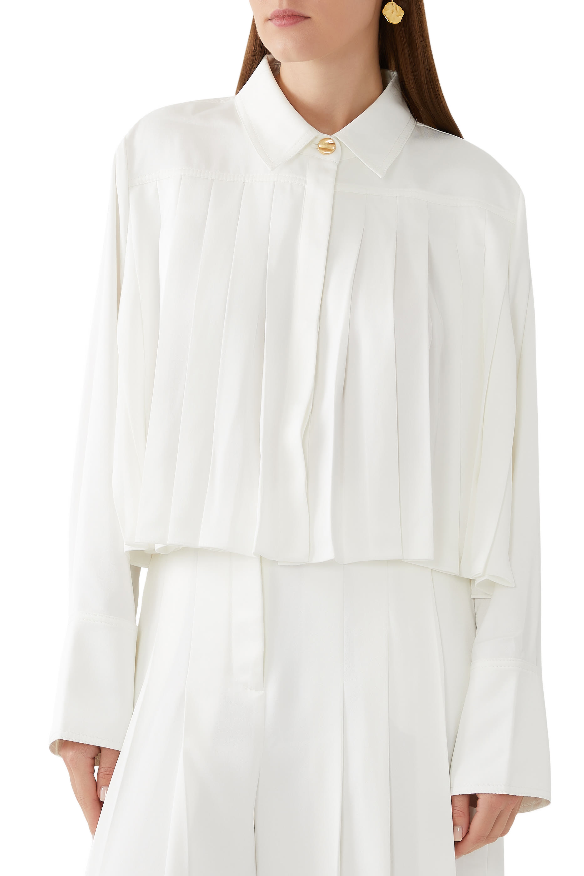 قصيص إستريد قصير بطيات