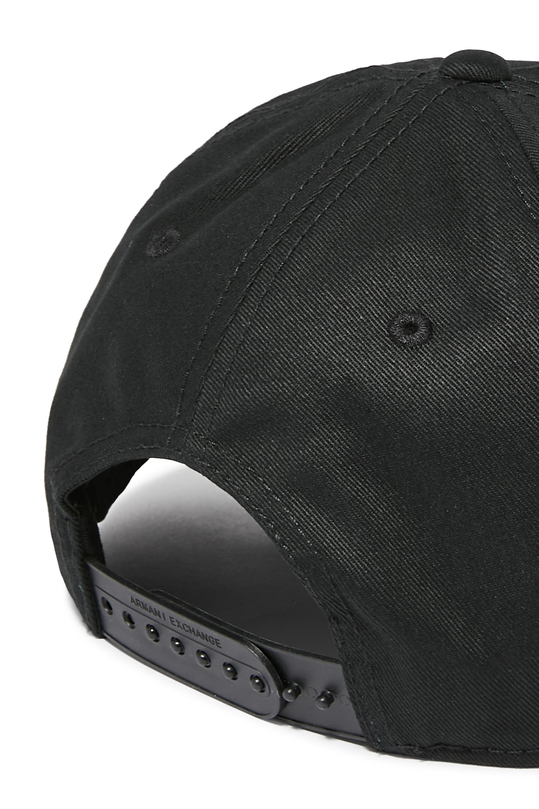 كاب بيسبول بشعار الماركة