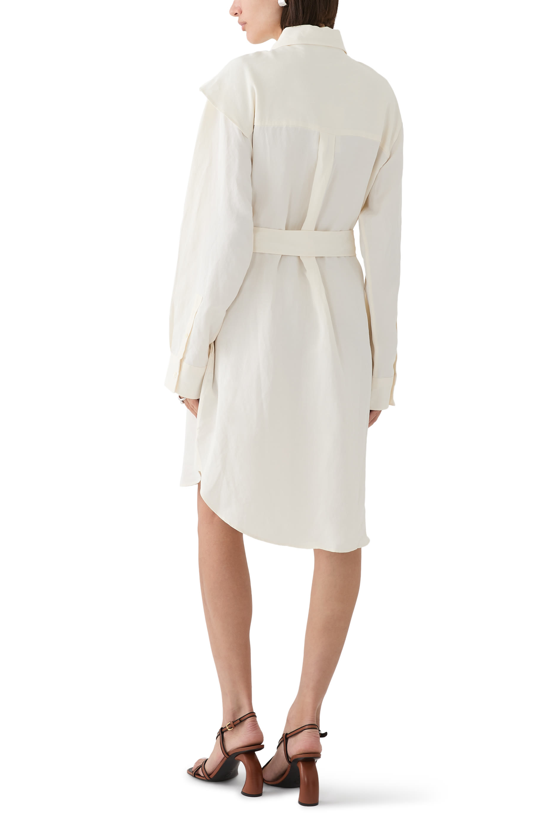 فستان بتصميم قميص وأكتاف كاب