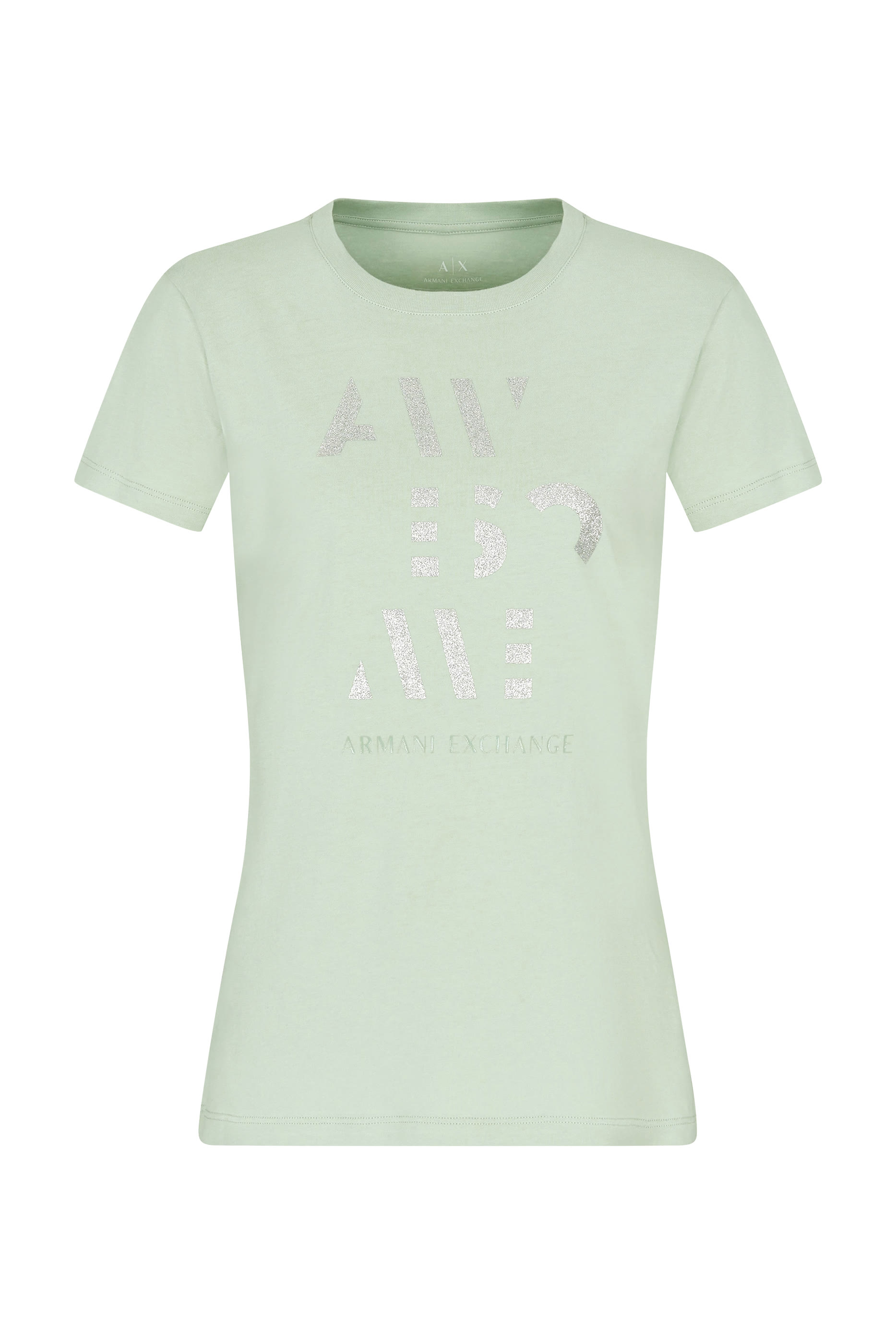 تيشيرت بأكمام قصيرة وشعار الماركة