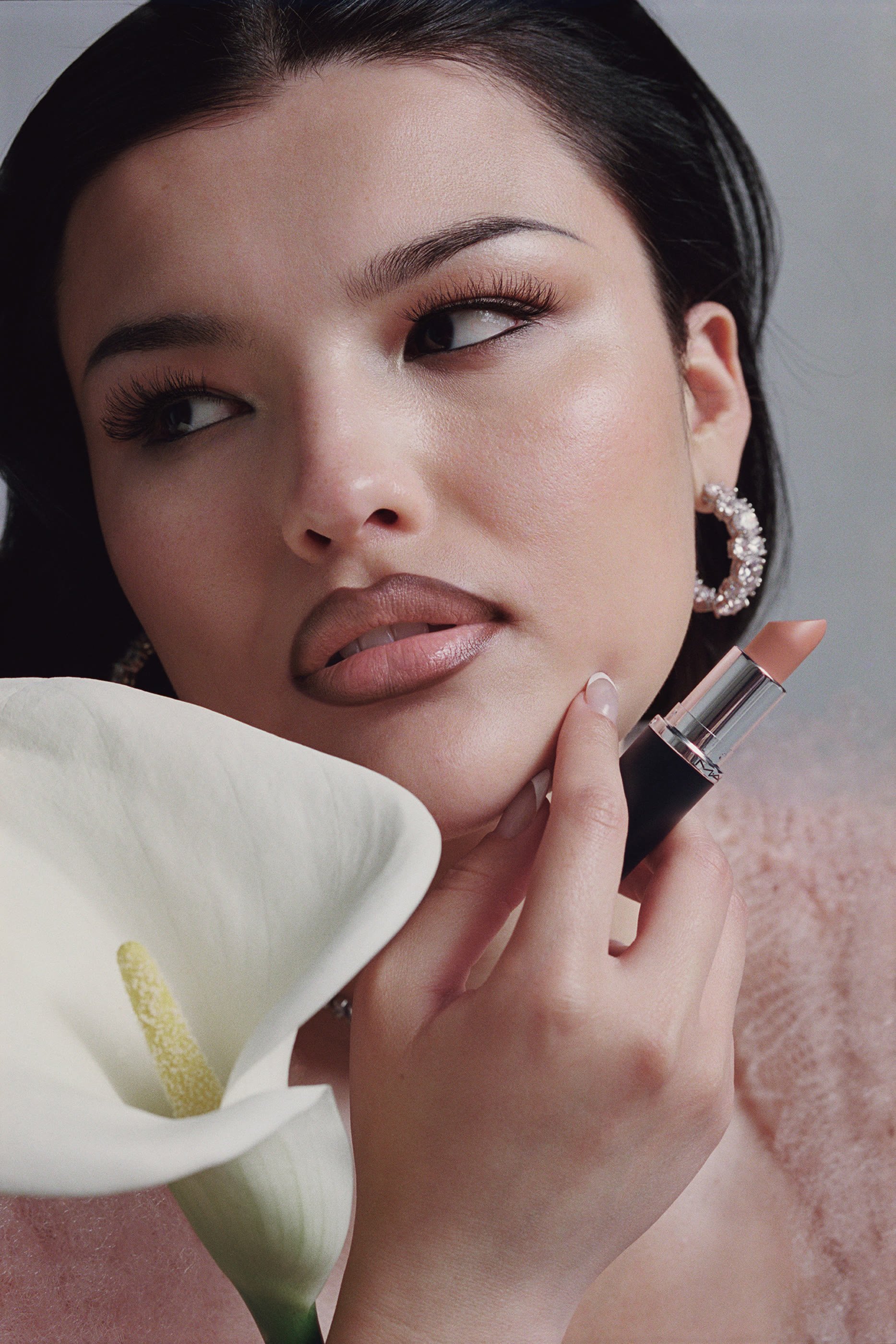 أحمر شفاه ام ايه سي اكسيمال ناعم غير لامع