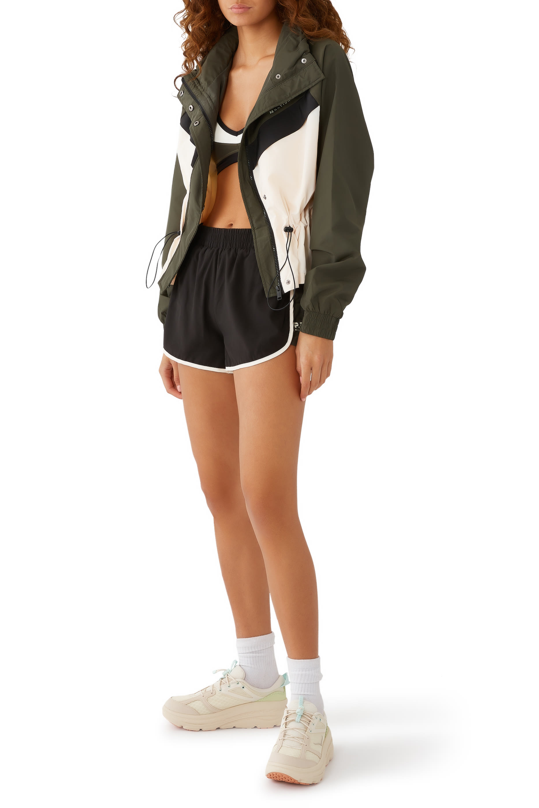 سنيكرز بوندي بي 3 ال اس