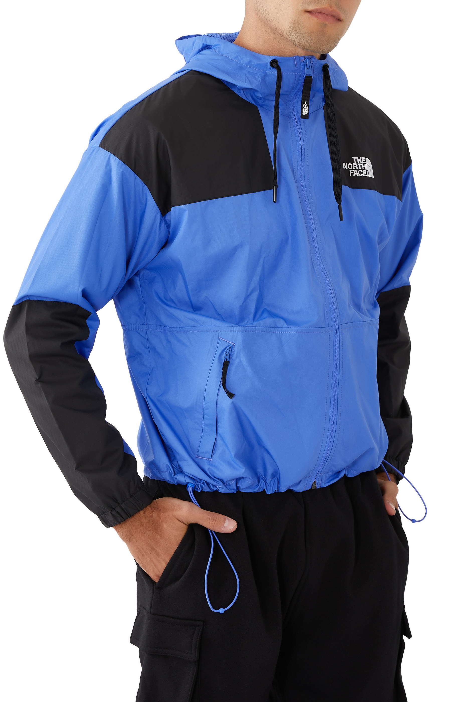 جاكيت مقاوم للرياح