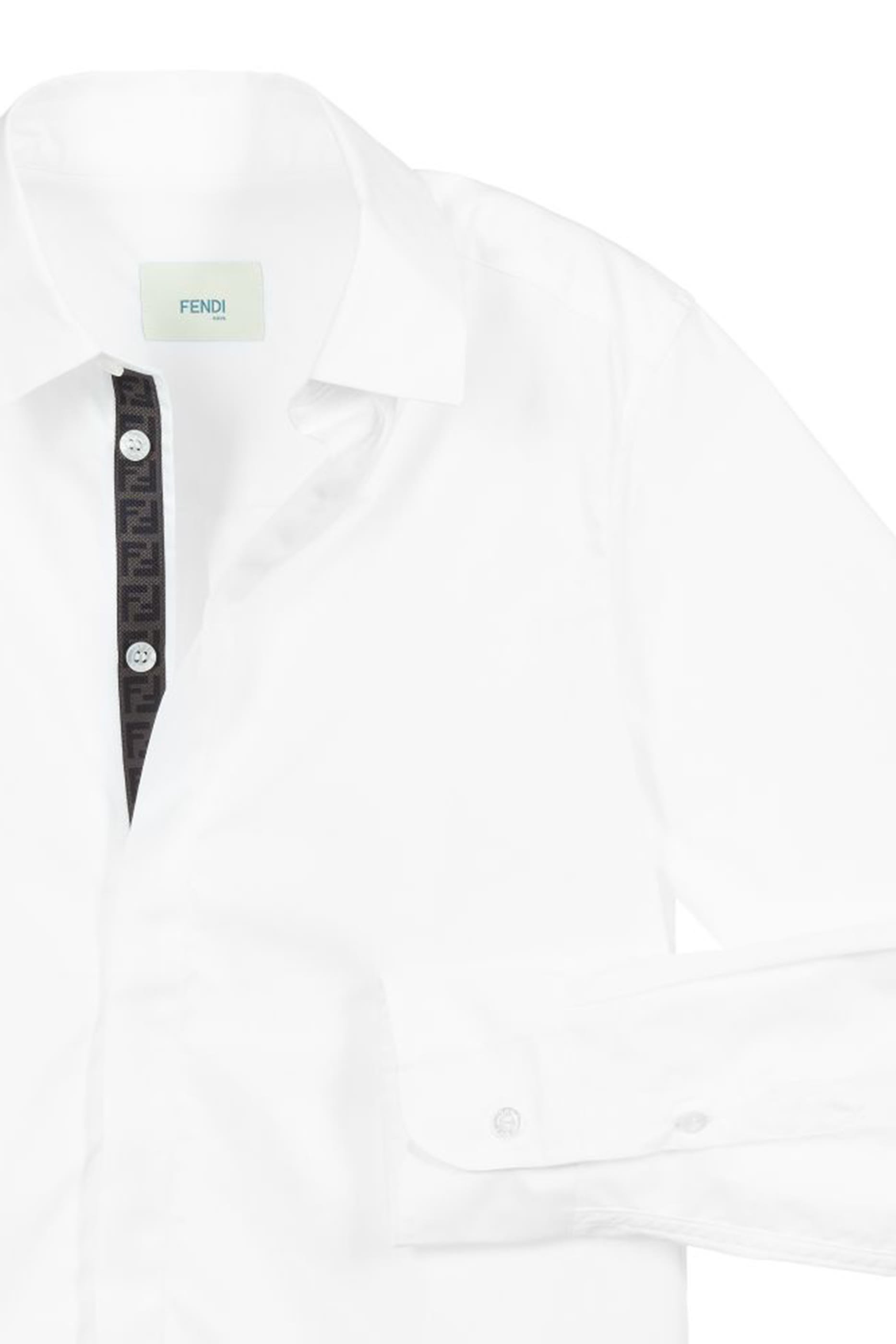 قميص قطن بأكمام طويلة