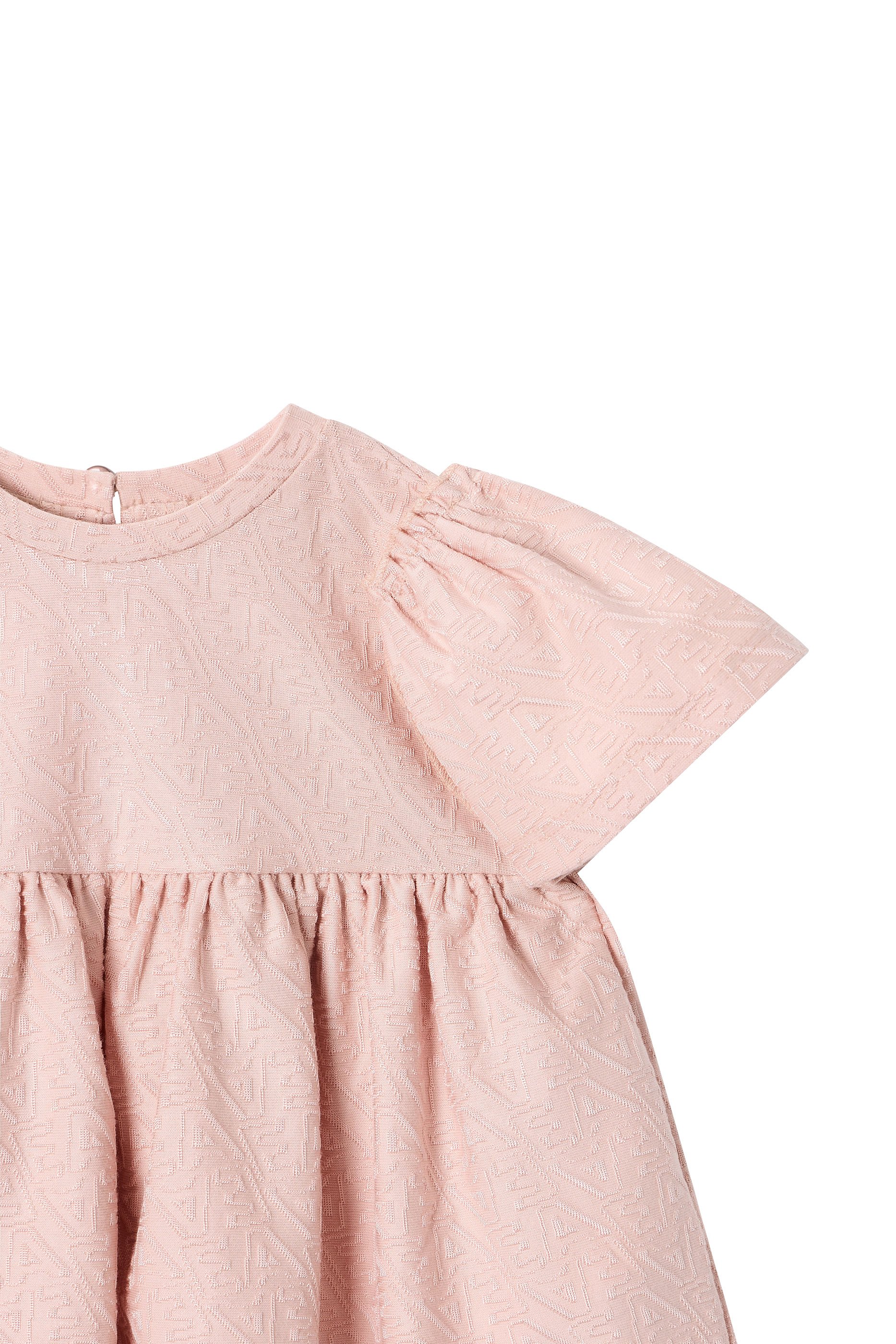 فستان بشعار الماركة جاكار للأطفال