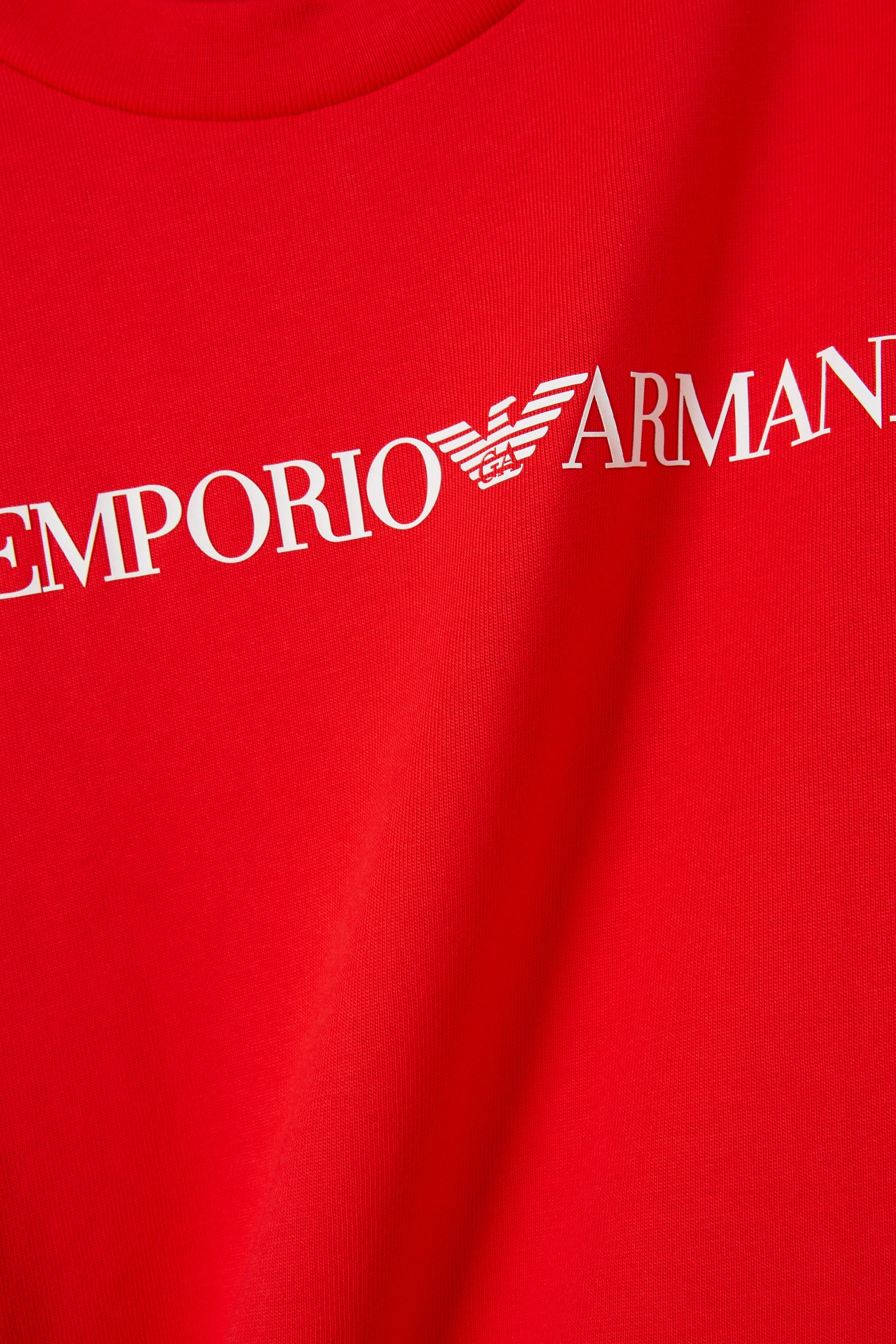 تيشيرت بشعار الماركة للأطفال