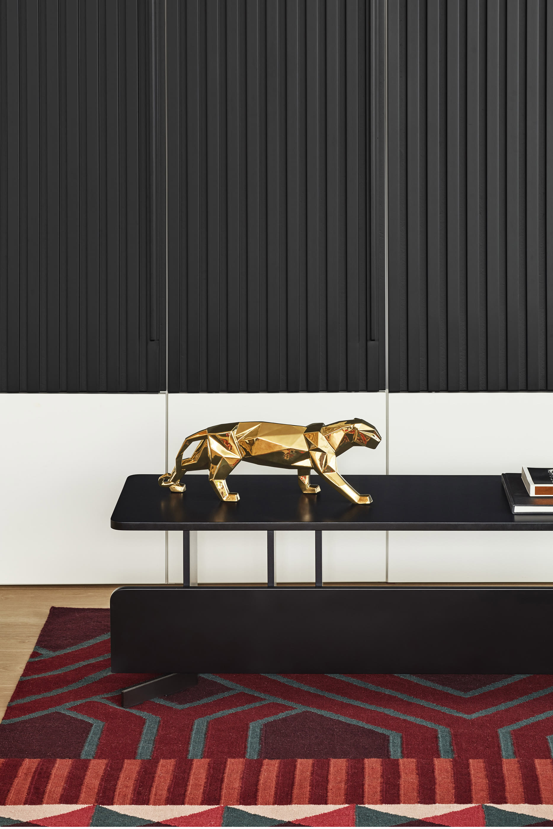 قطعة ديكور تمثال نمر