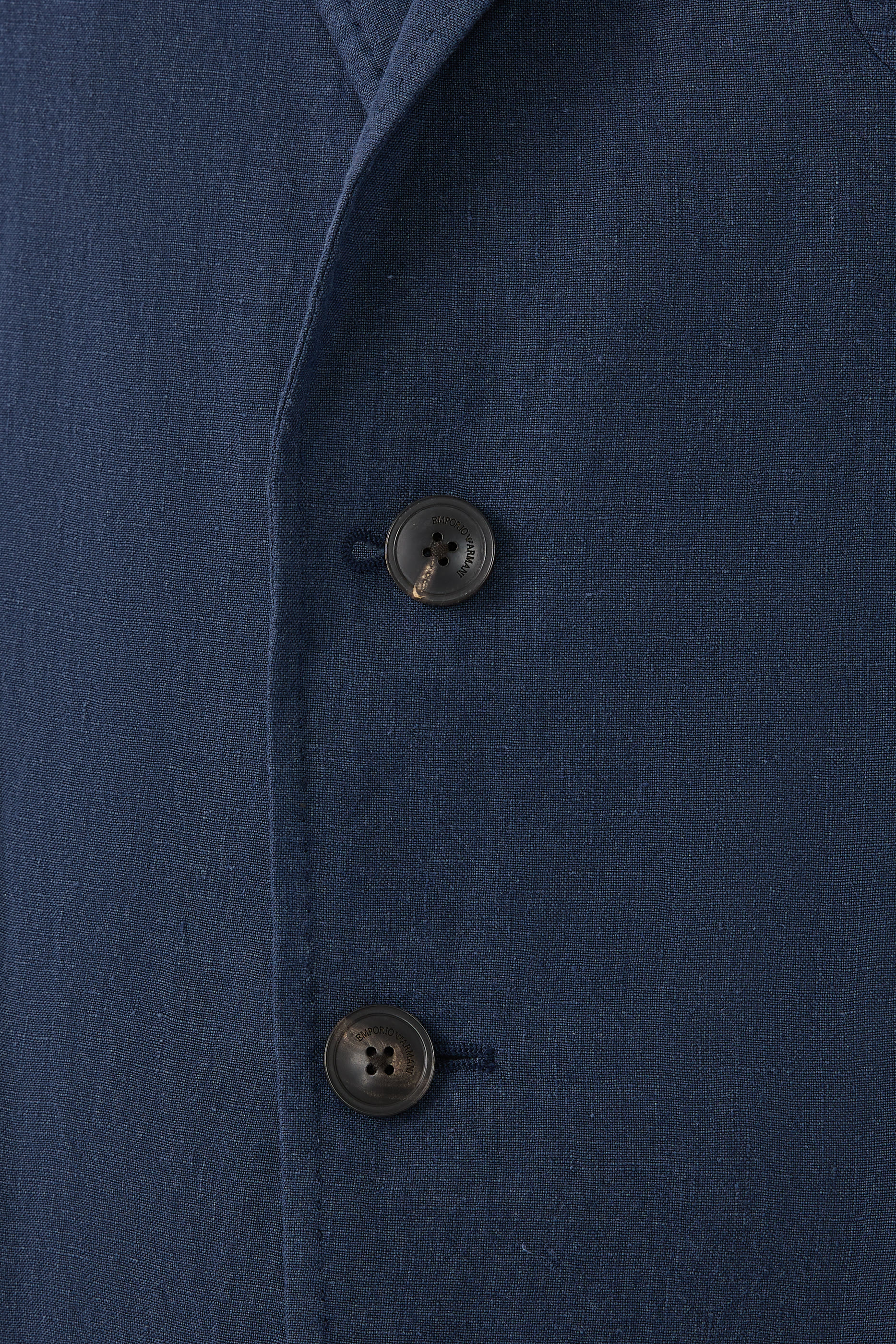 بليزر بصف أزرار