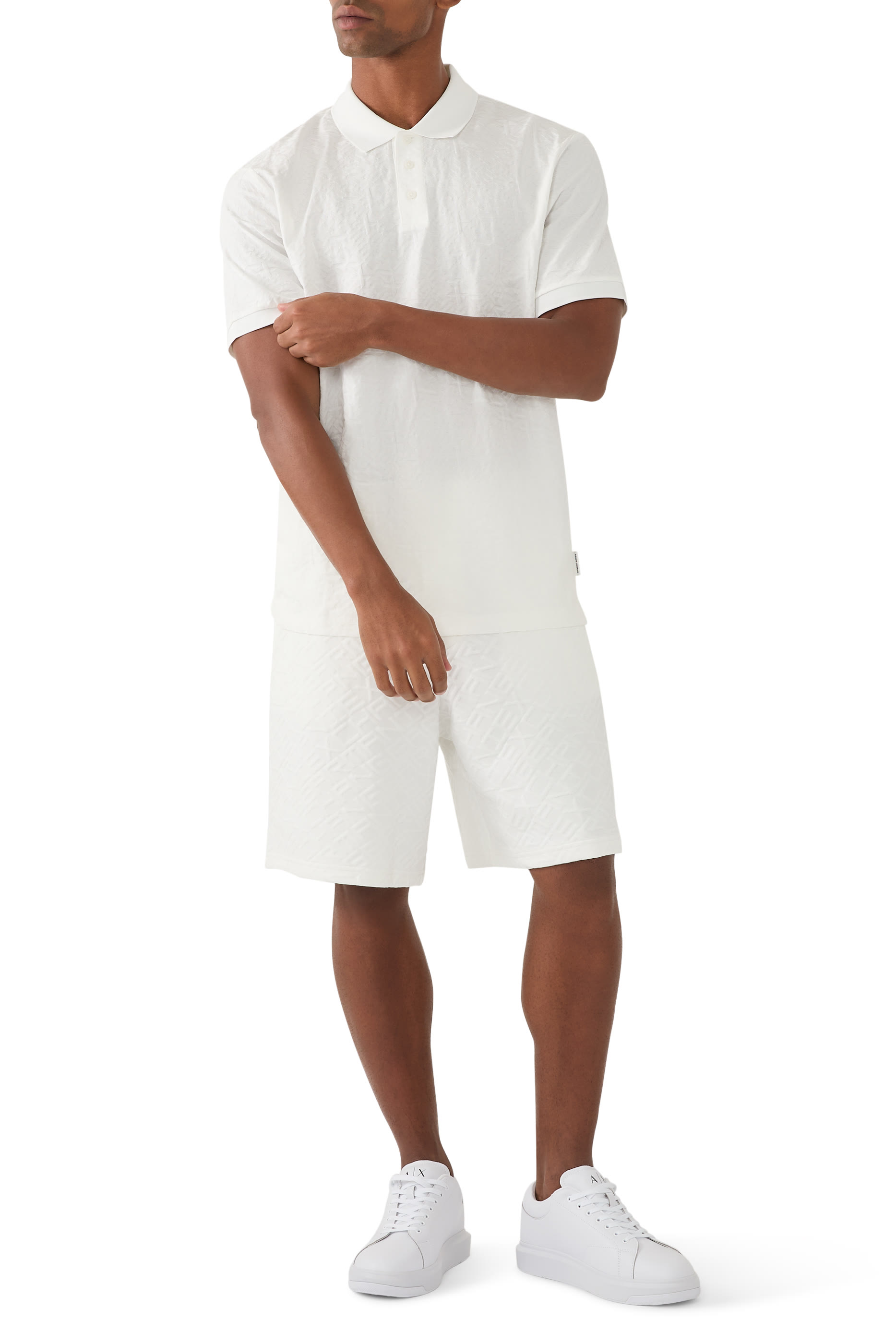 قميص بولو بقصة عادية