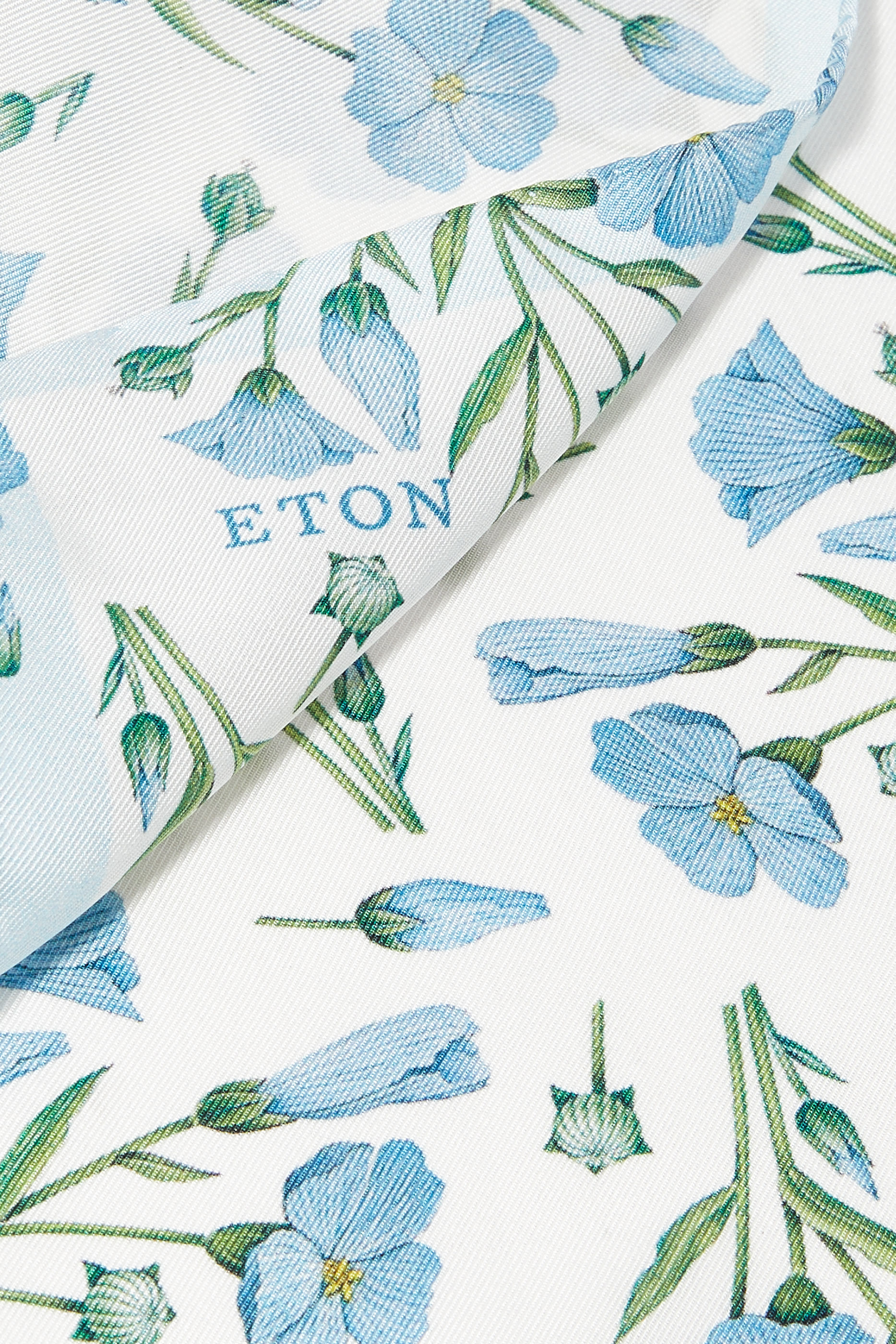 منديل جيب مربع بطبعات زهور حرير