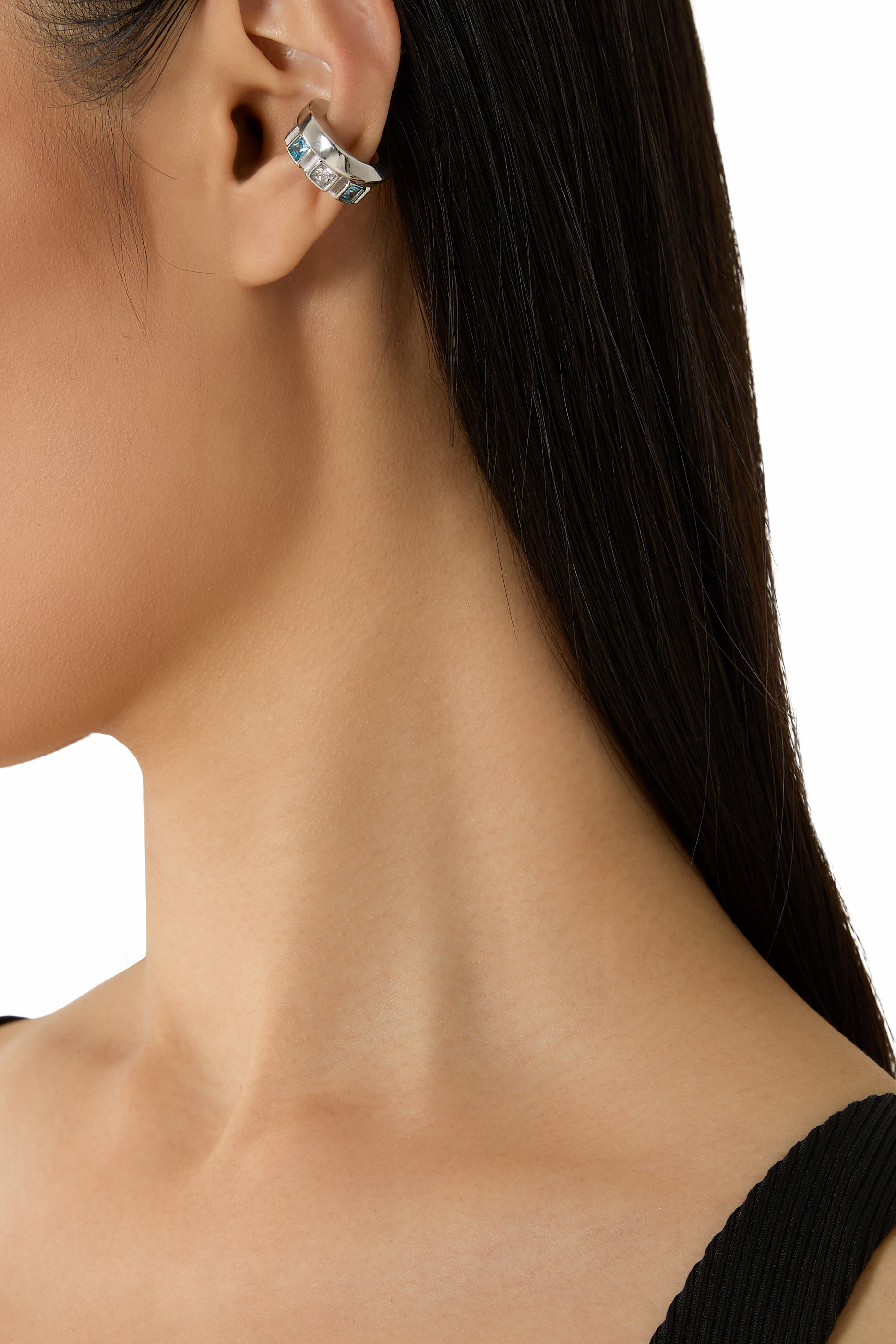 قرط أذن ديبا أل اس