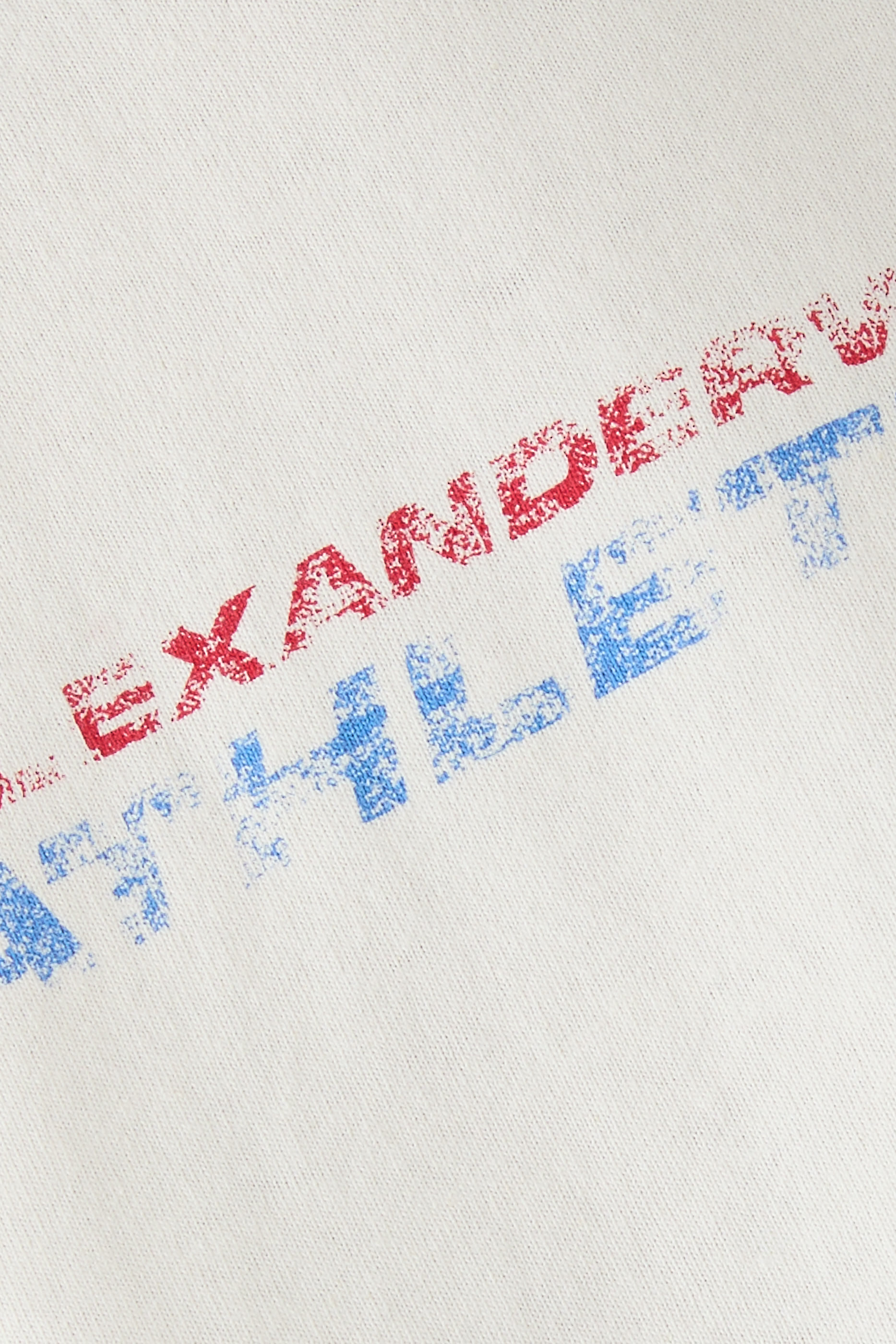 تيشيرت بطبعة شعار الماركة قطن