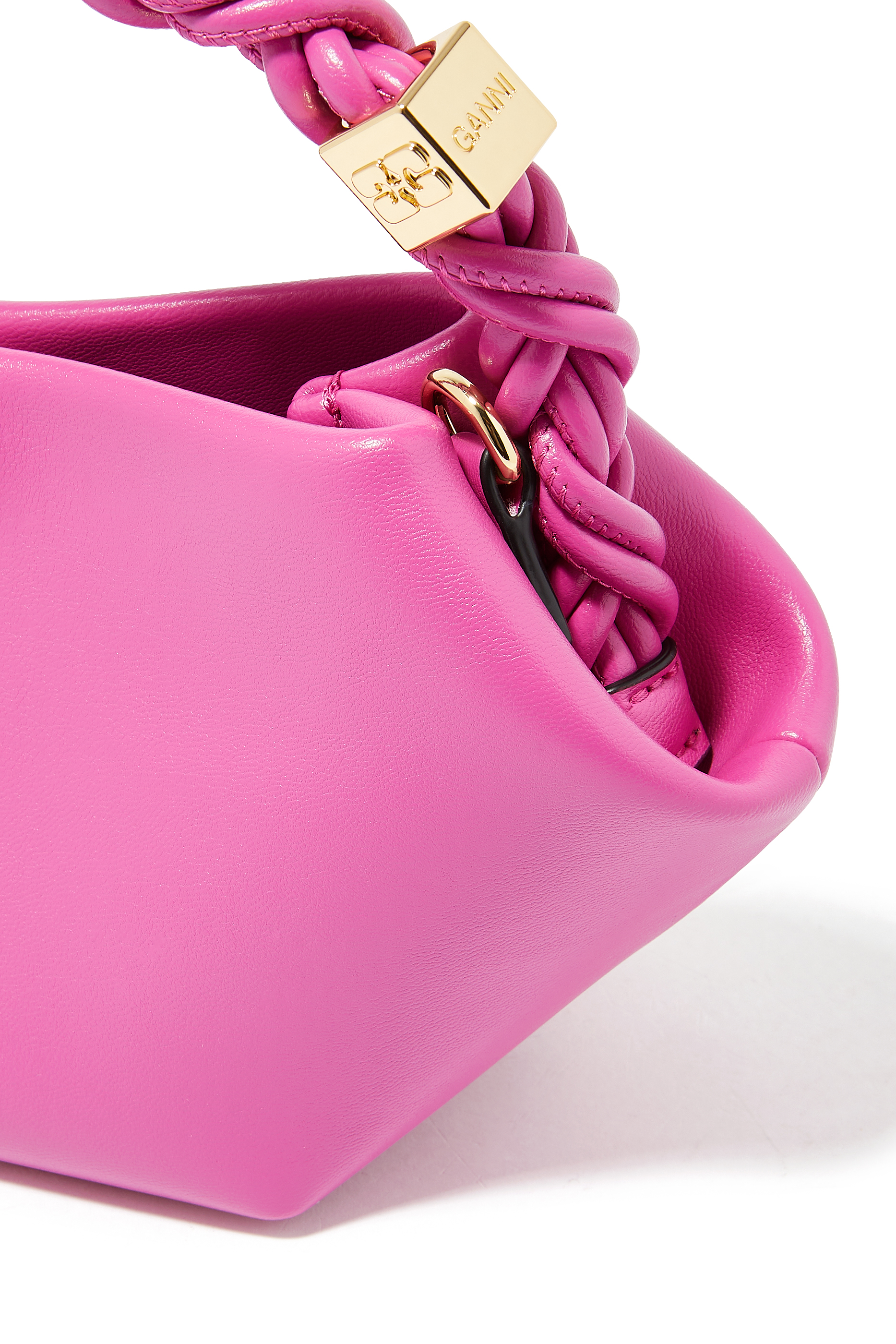 حقيبة يد بو ناعمة صغيرة بيد مجدولة