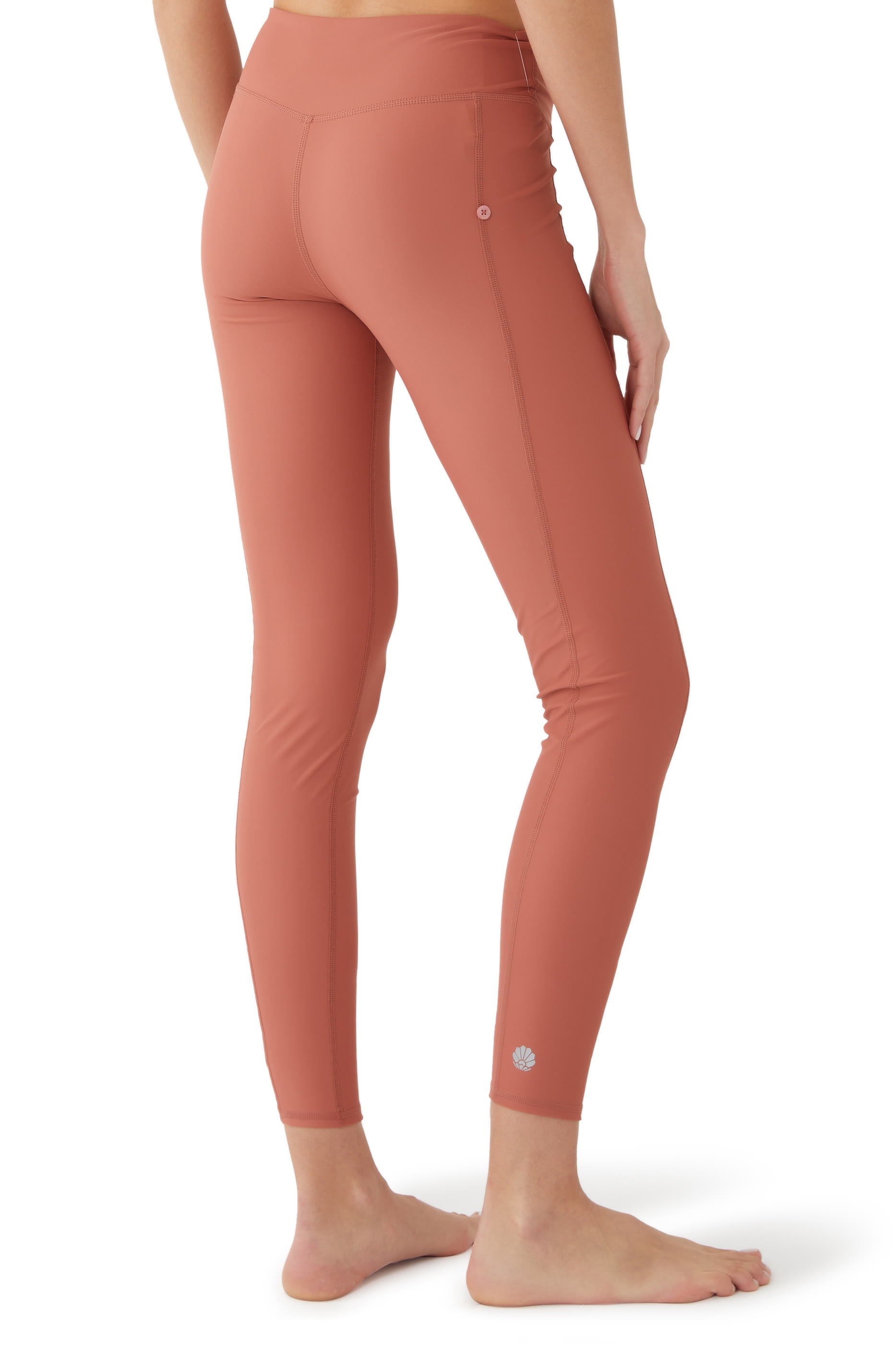 بنطال سباحة ضيق