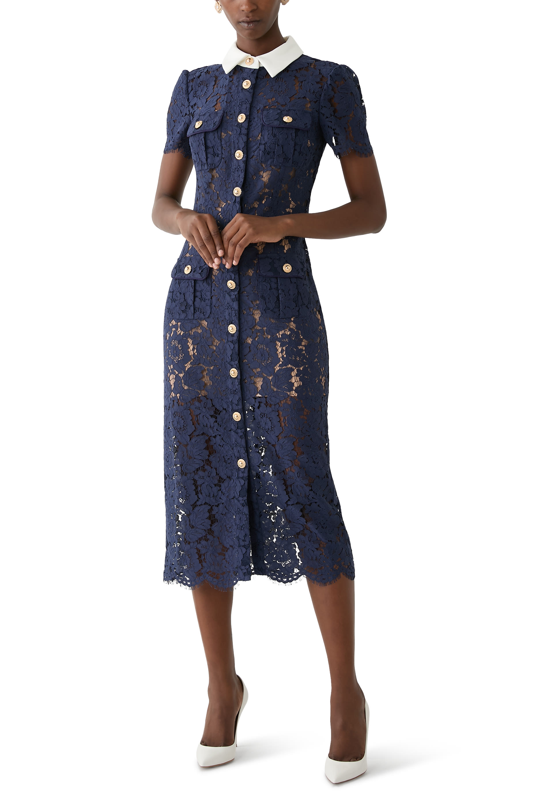 فستان متوسط الطول بياقة بلون مغاير دانتيل