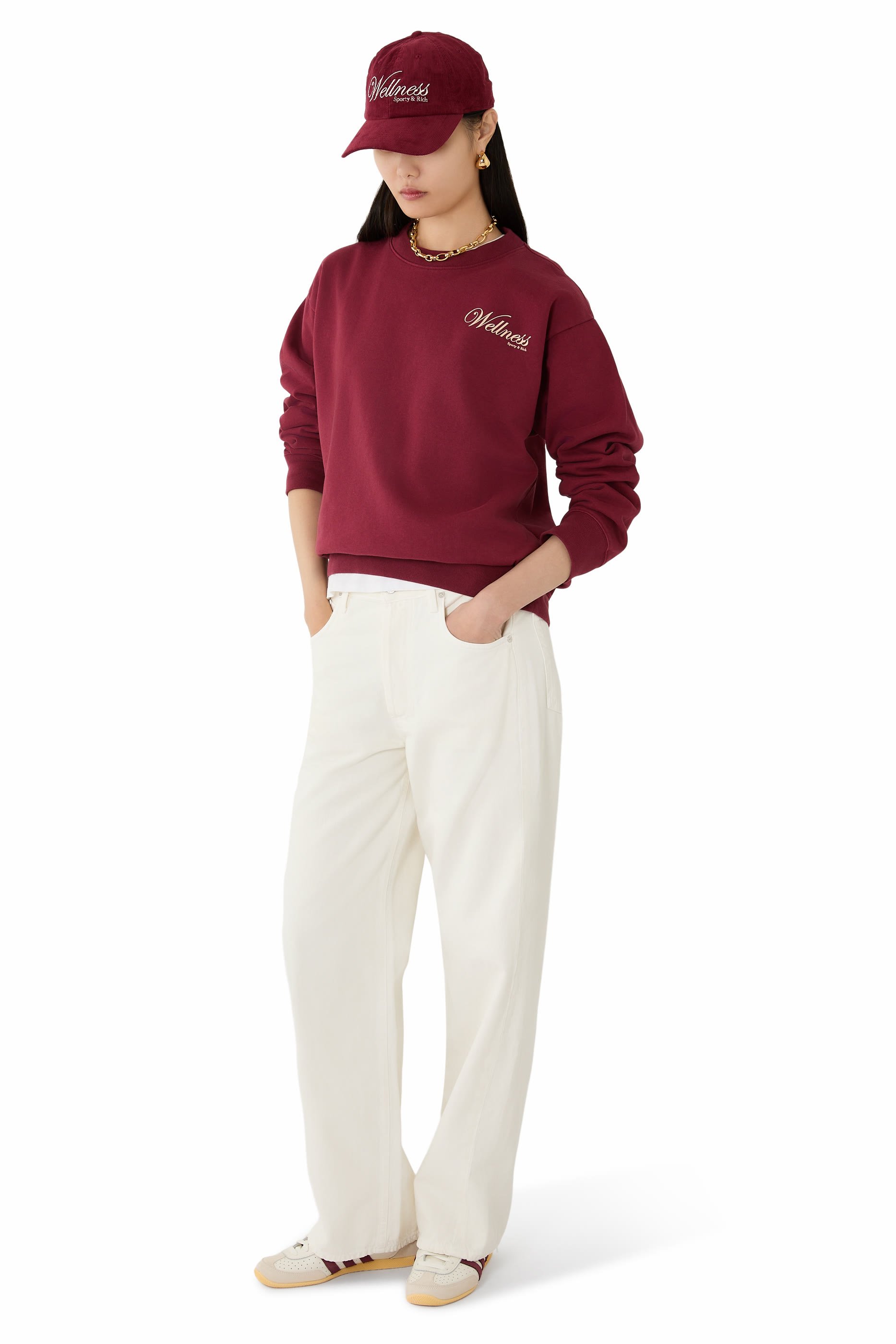 بنطال جينز أيلا بقصة فضفاضة