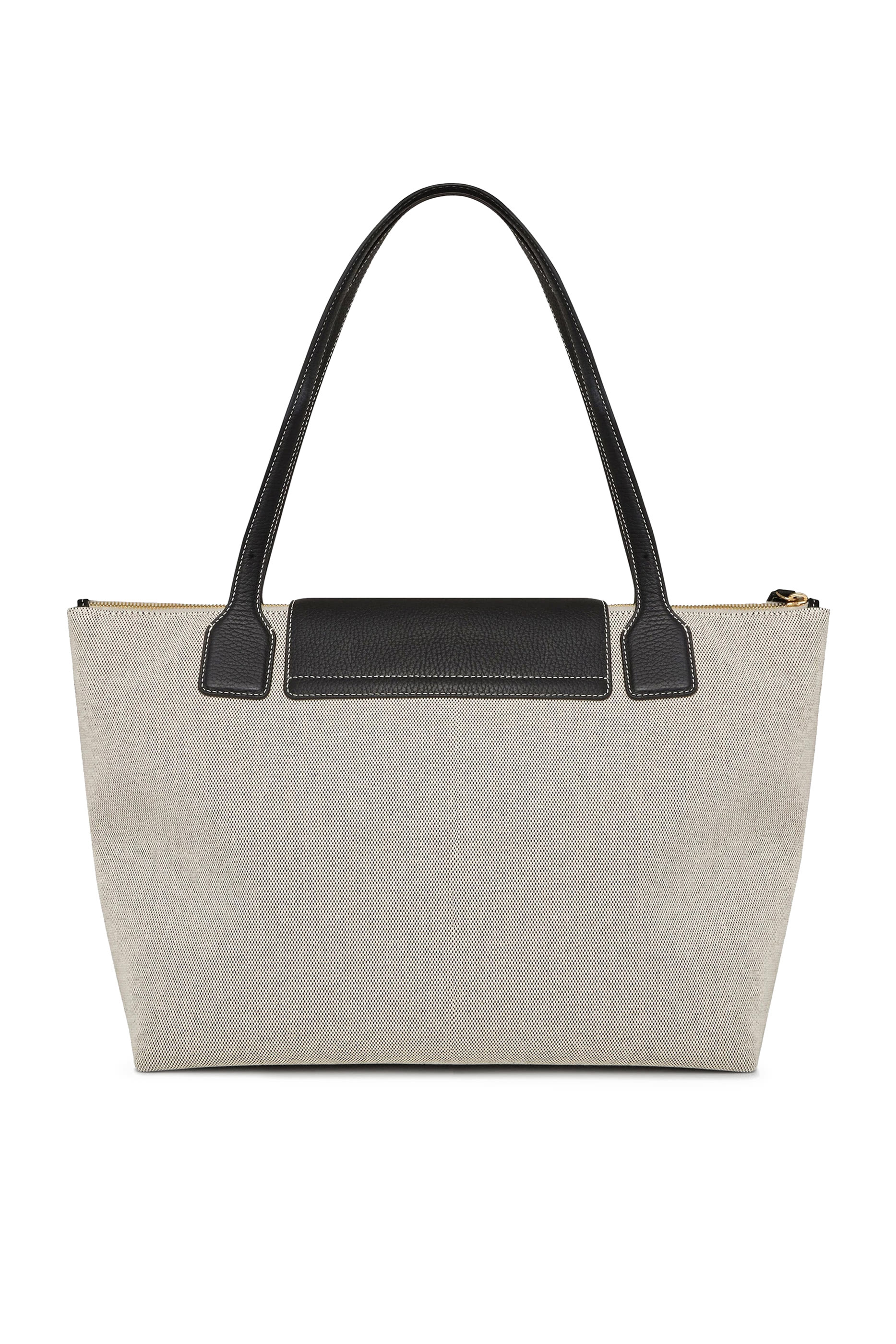 حقيبة يد للسفر