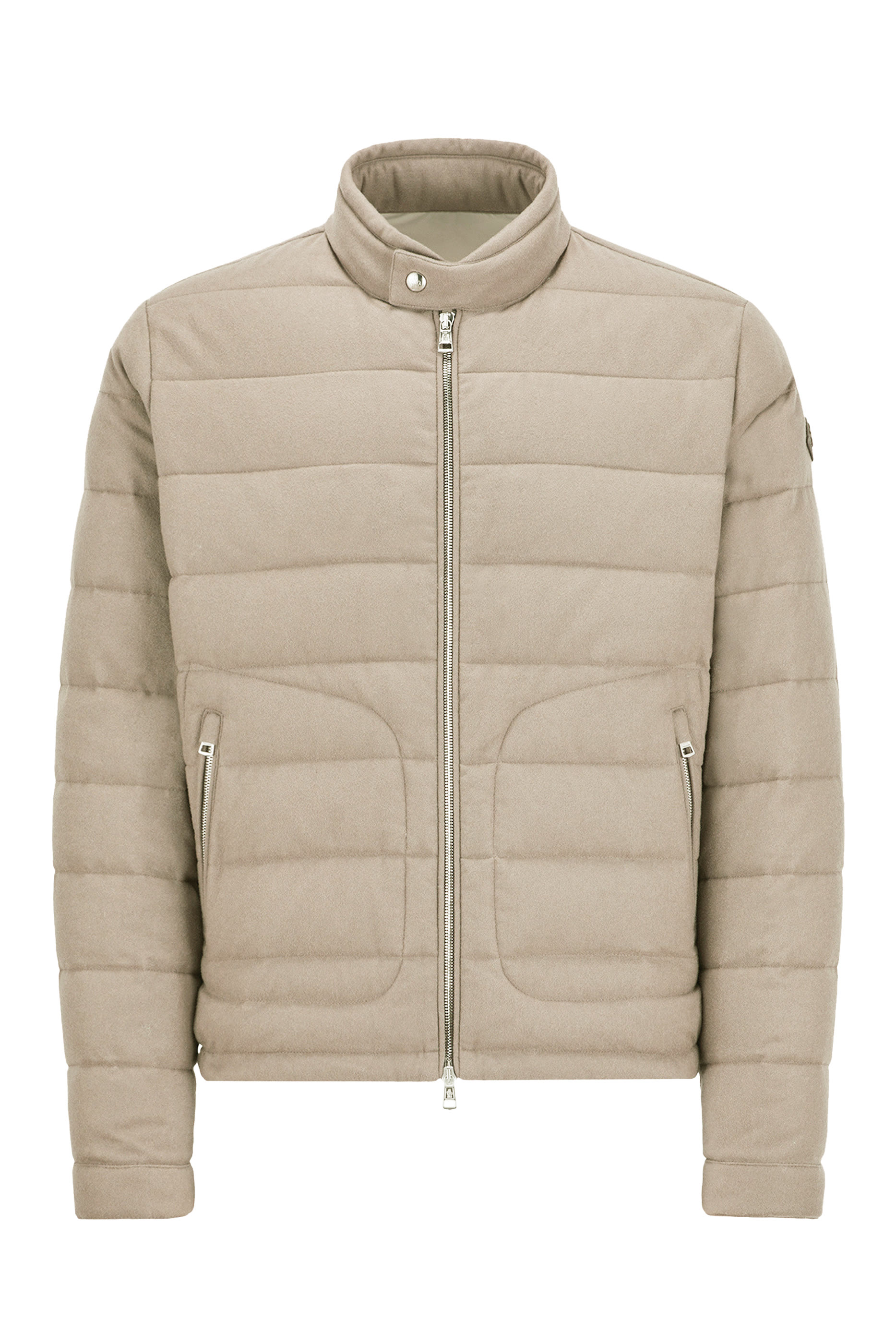 جاكيت أكورس