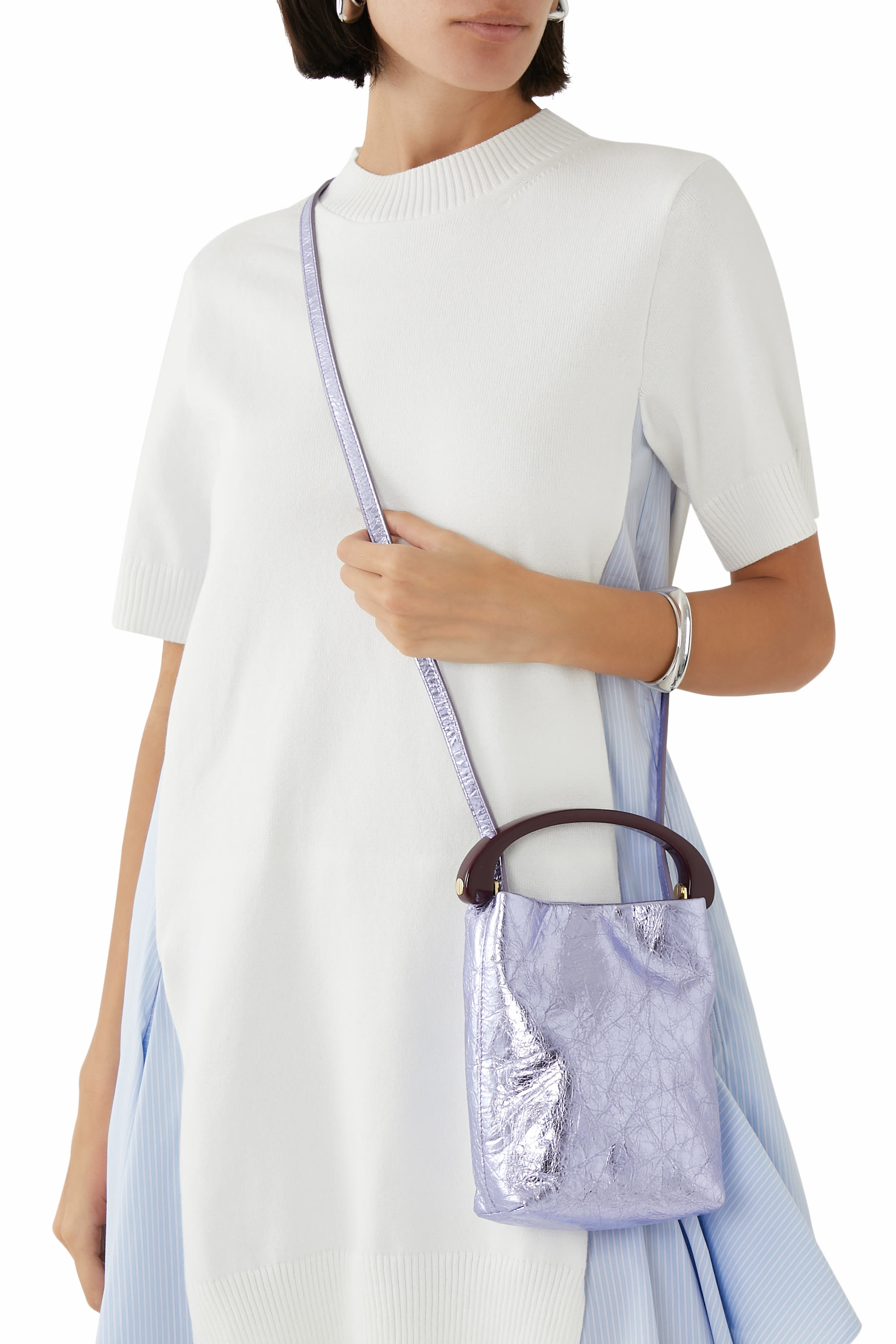 حقيبة صغيرة جلد