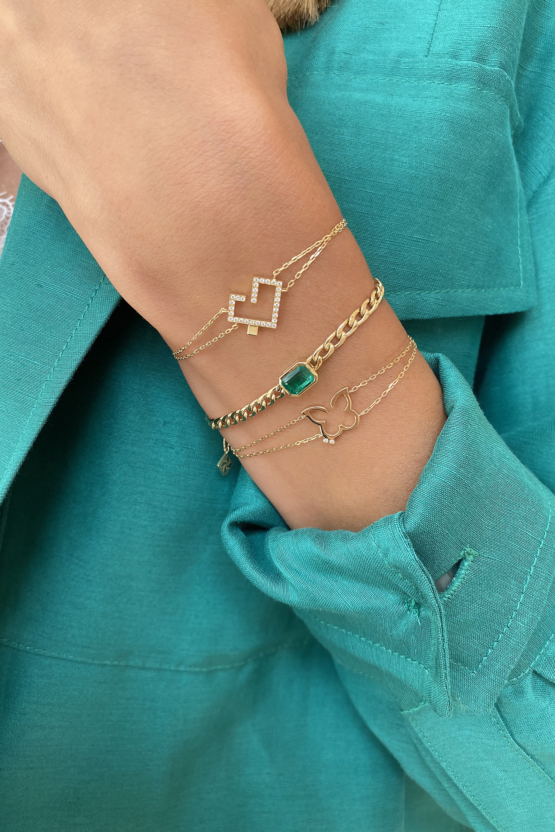 سوار حب مرصع بالماس ذهب عيار 18