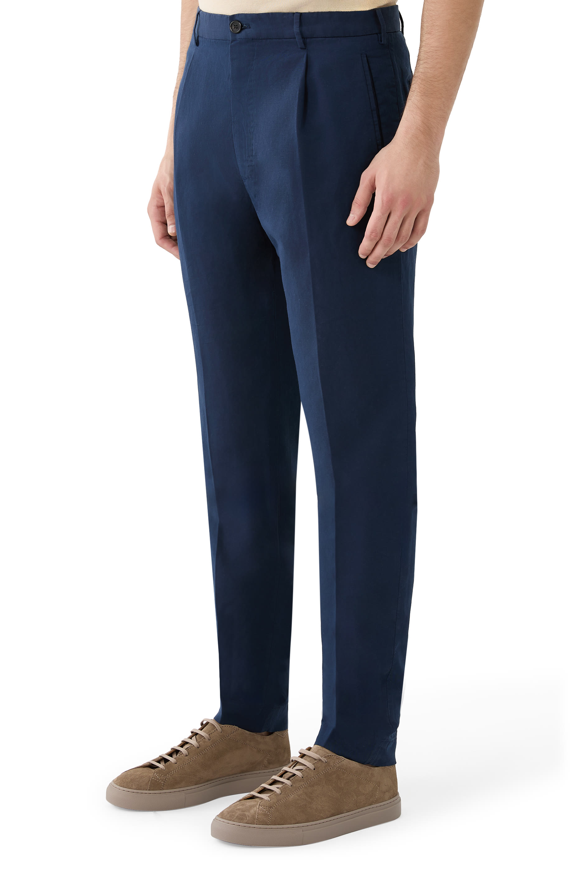 بنطال بطيات