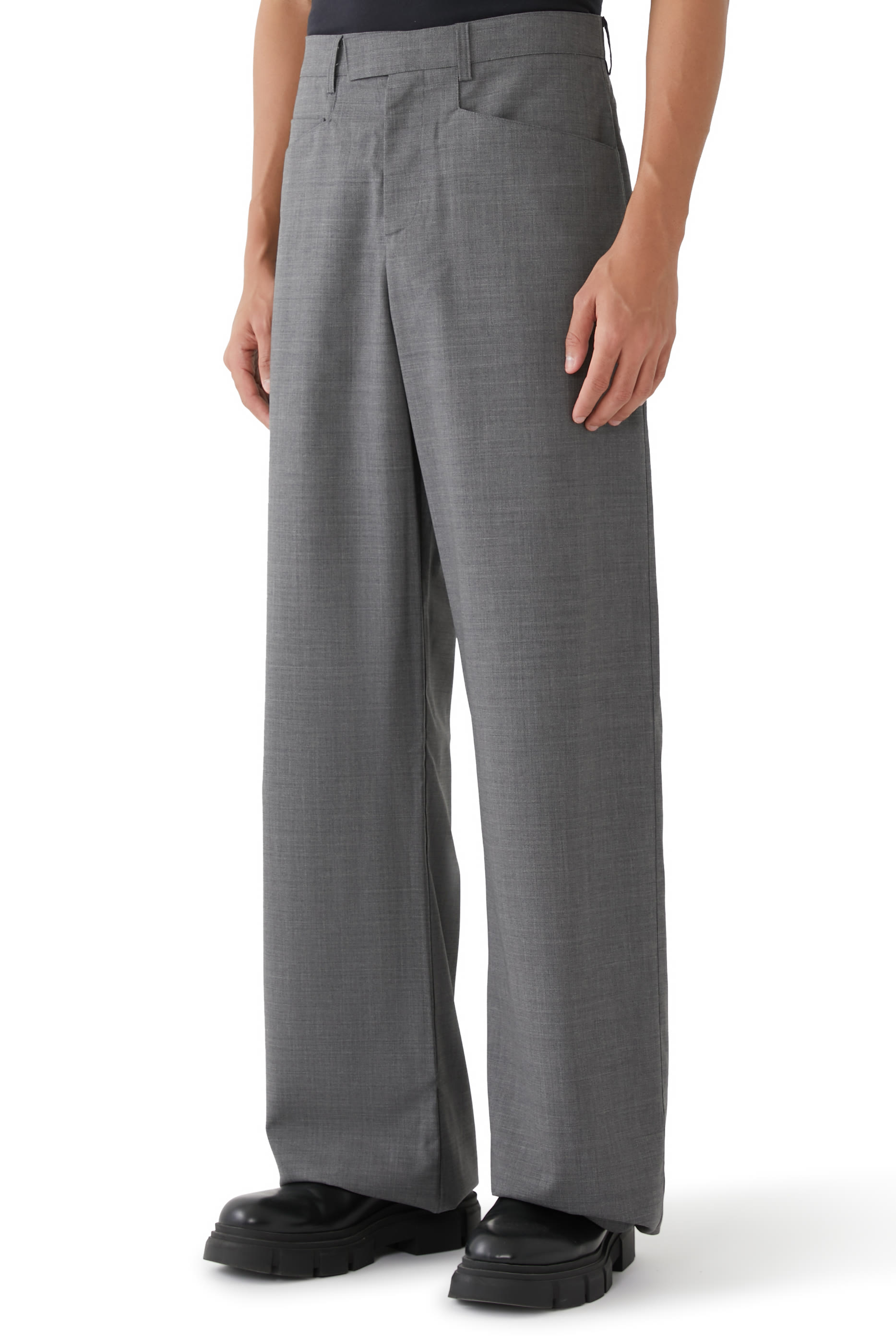 بنطال ويليام