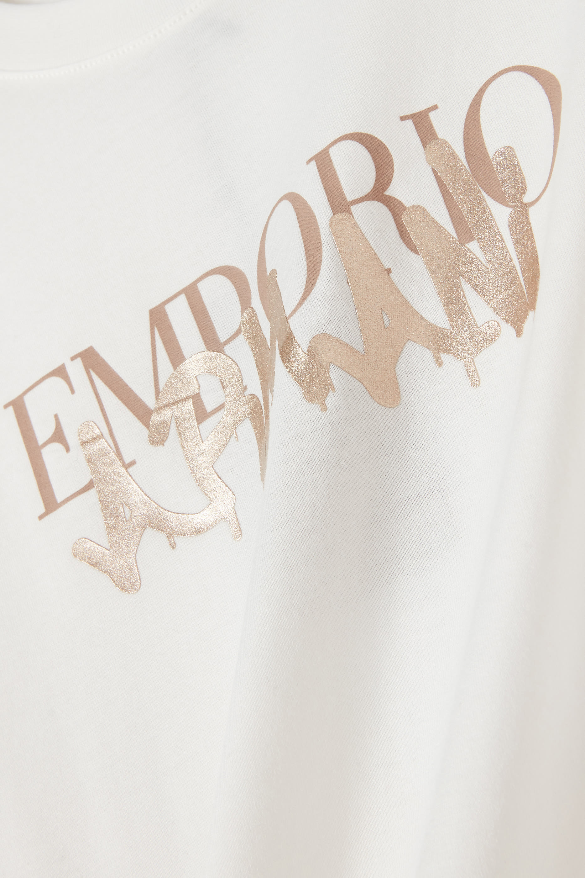 تيشيرت بأكمام قصيرة بشعار الماركة للأطفال