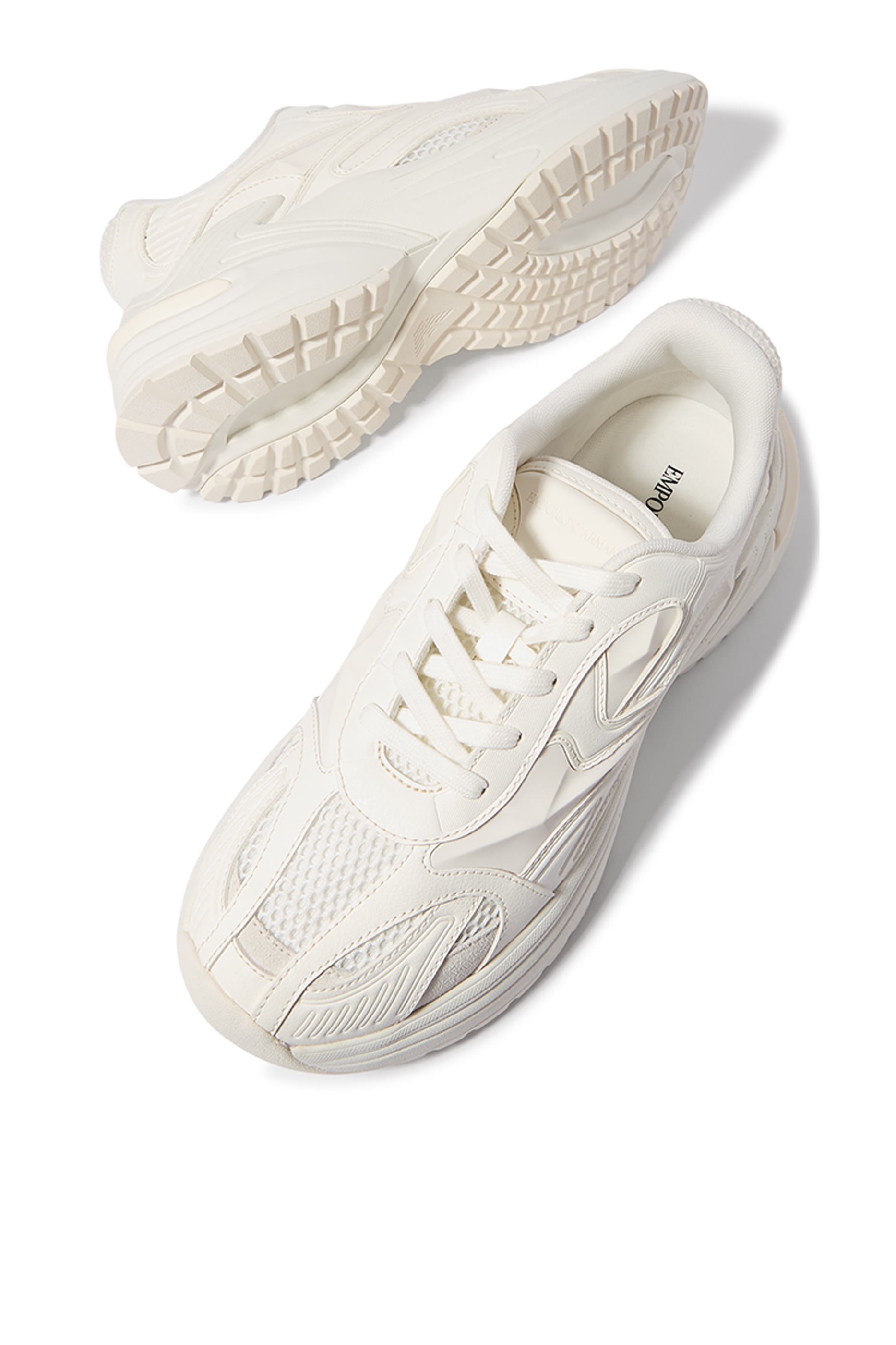 سنيكرز بكاحل منخفض