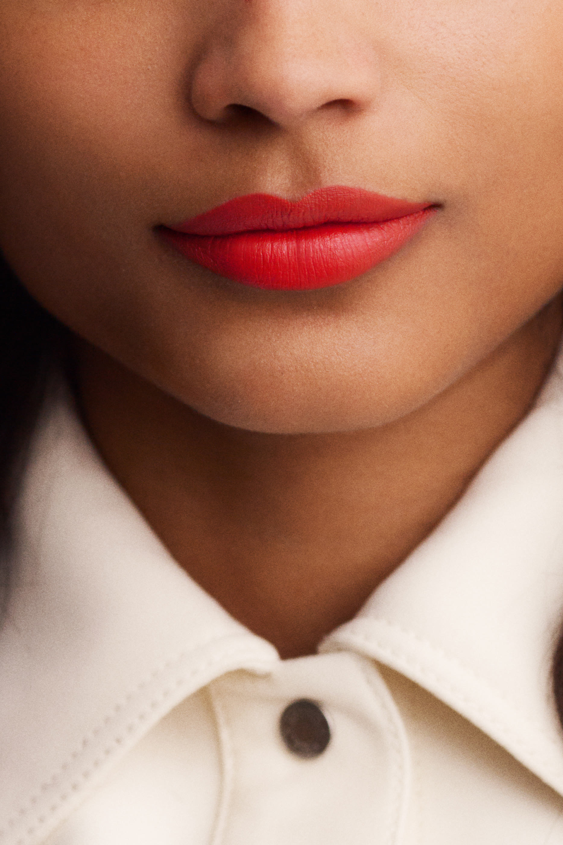 أحمر شفاه روج غير لامع درجة روز نوي