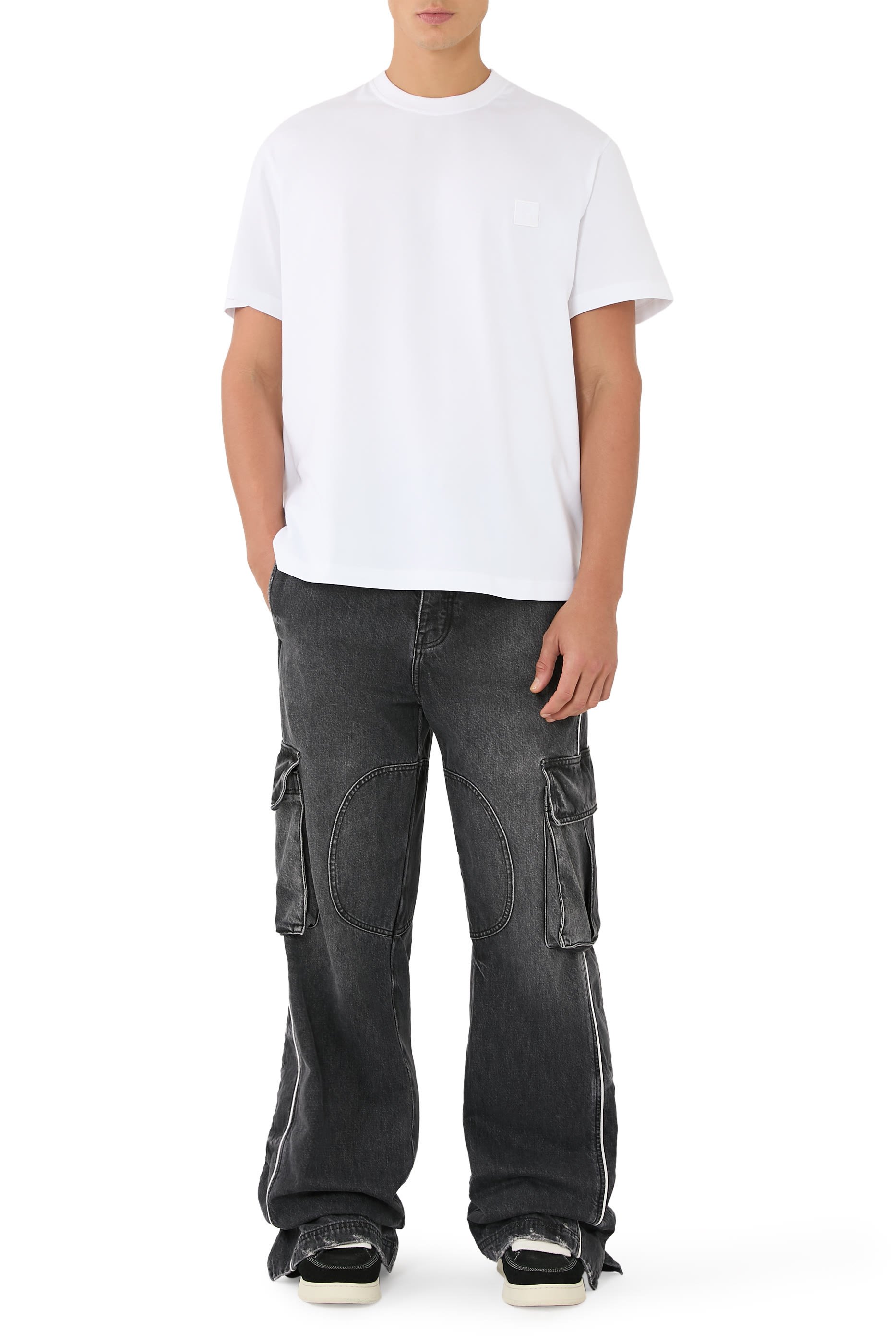 تيشيرت بظهر مزين بشعار الماركة قطن