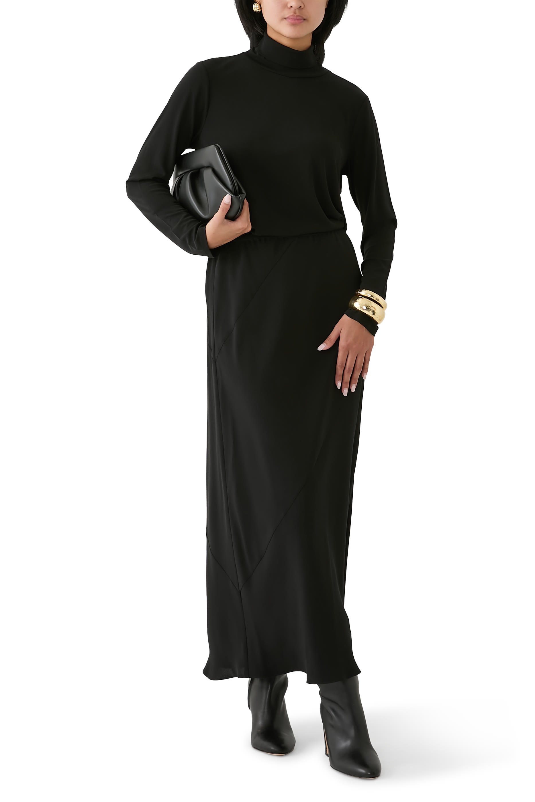 تنورة بياس كريب حرير مزدوج