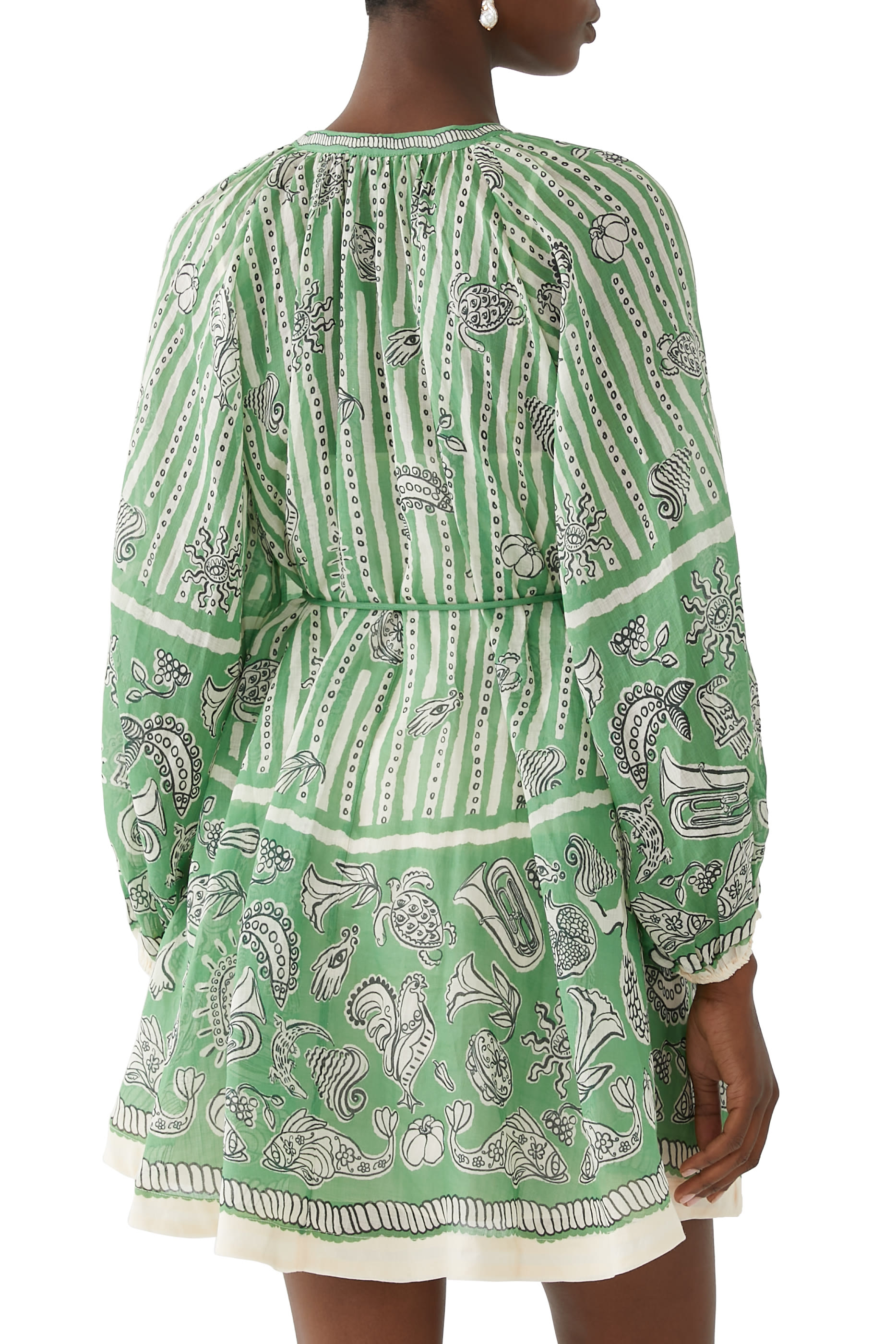 فستان لولا بقصة قصيرة