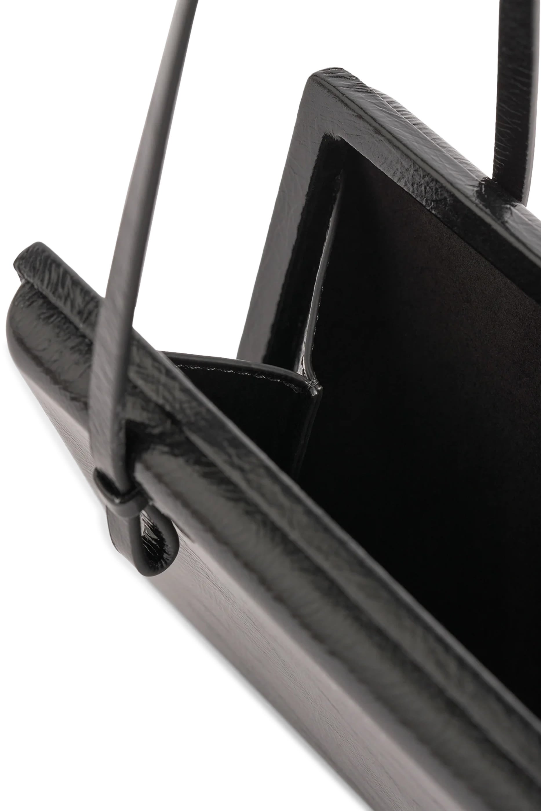 حقيبة كوكتيل جلد لامع