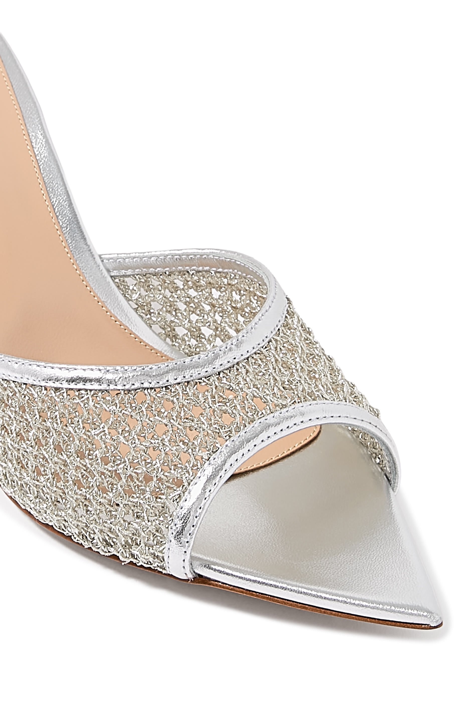 حذاء دوروتيا مفتوح من الخلف 70