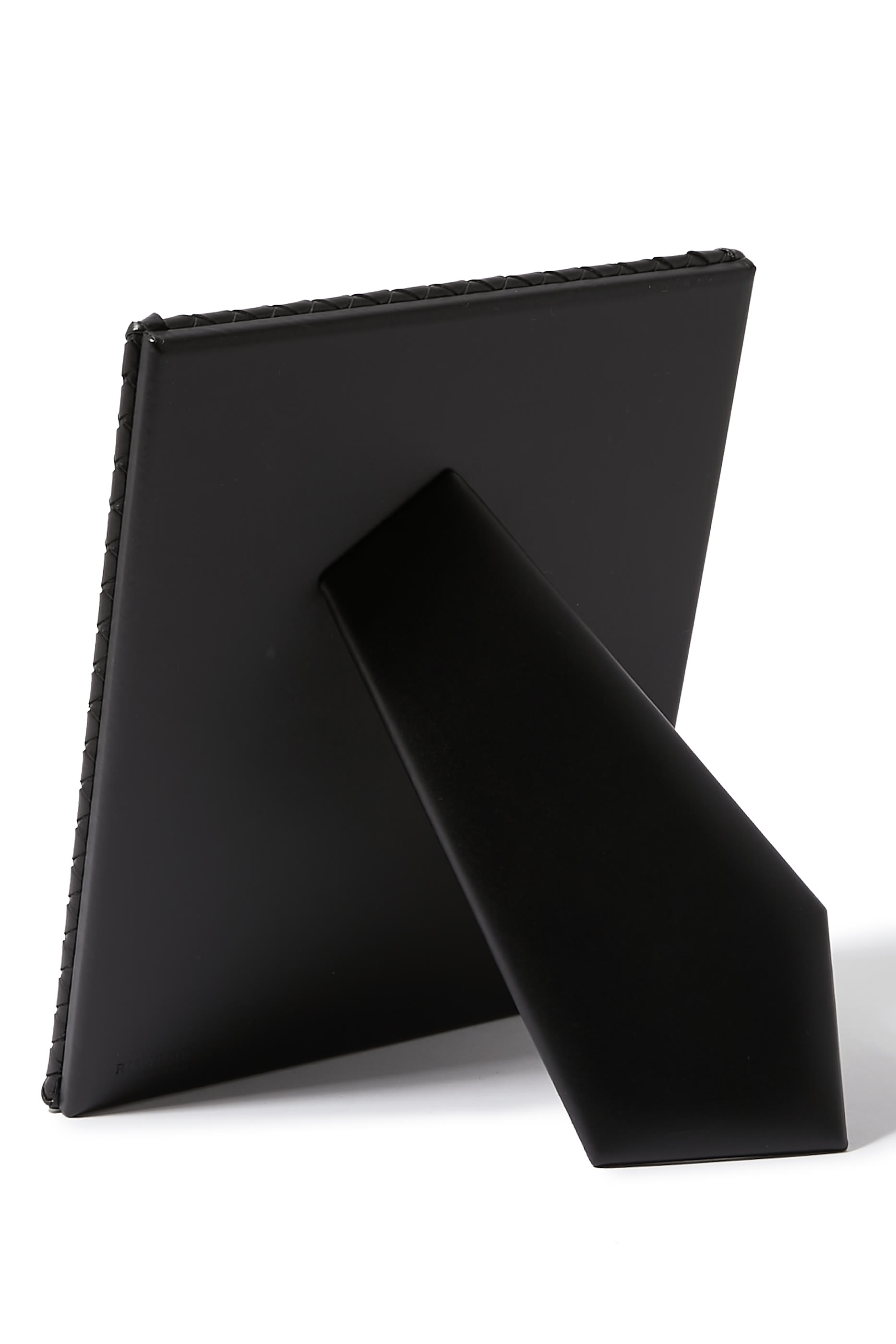 إطار صور نورا