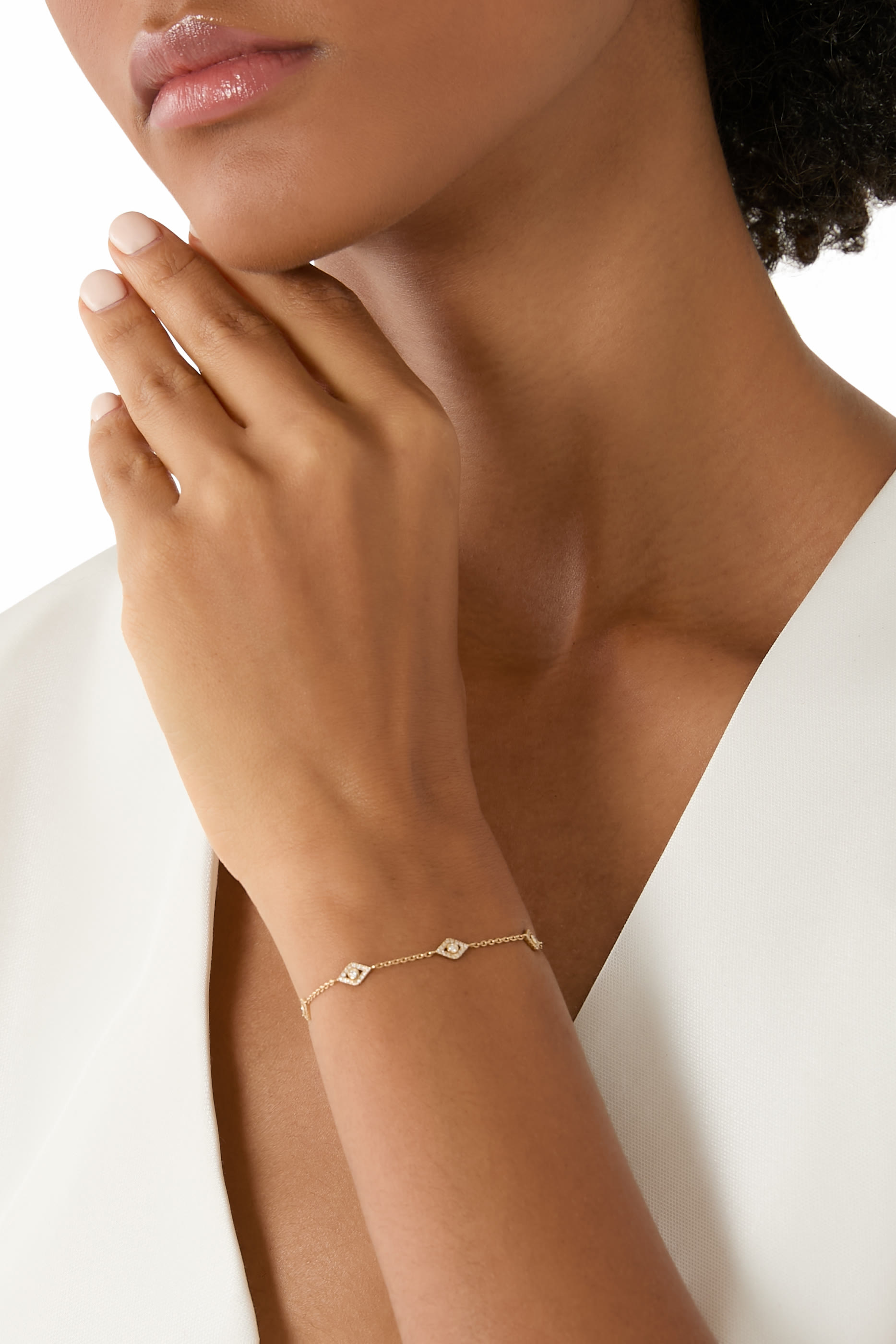 سوار مزين بحلي عين حسود والماس ذهب أصفر عيار 14