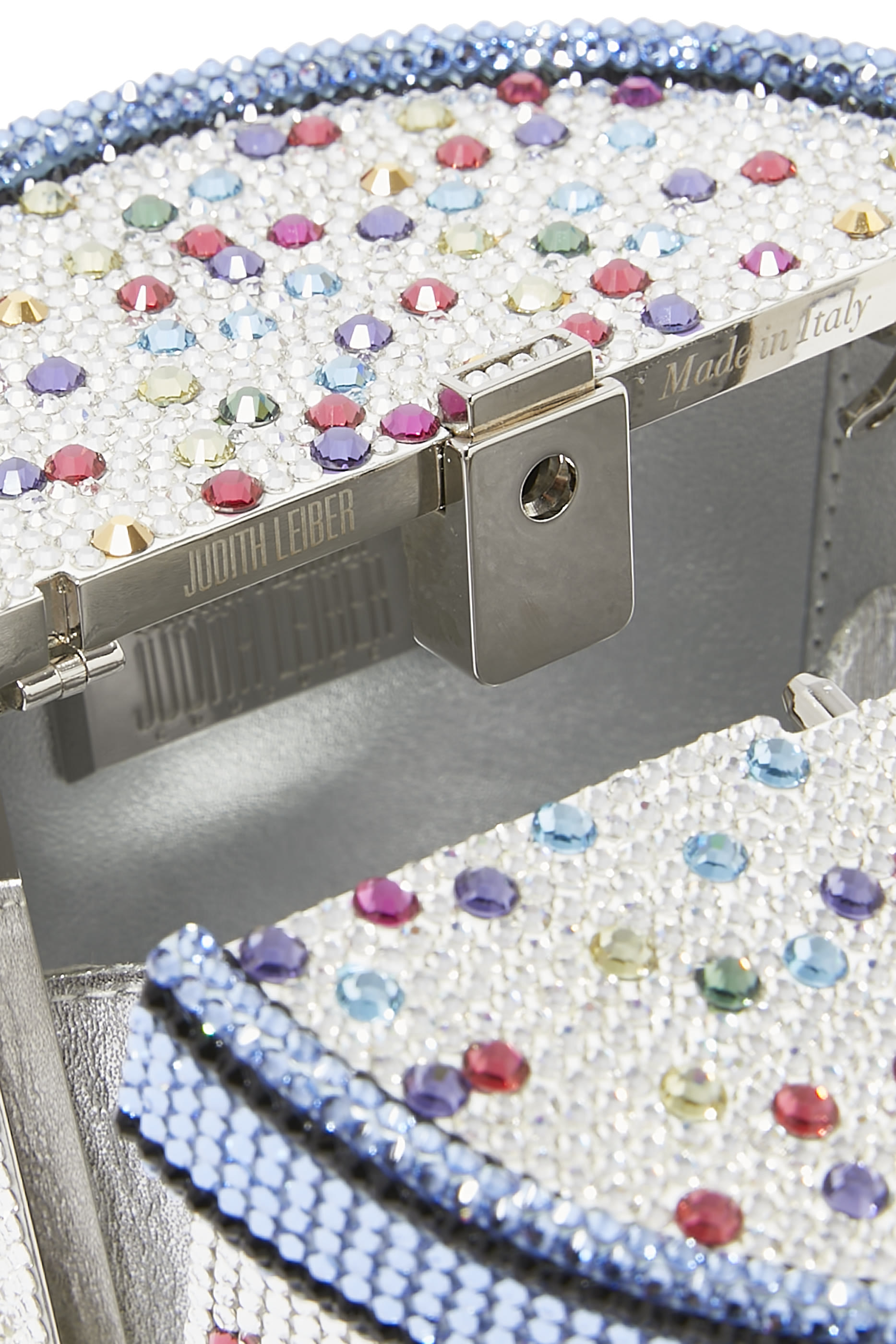 كلاتش بتصميم علبة آيس كريم