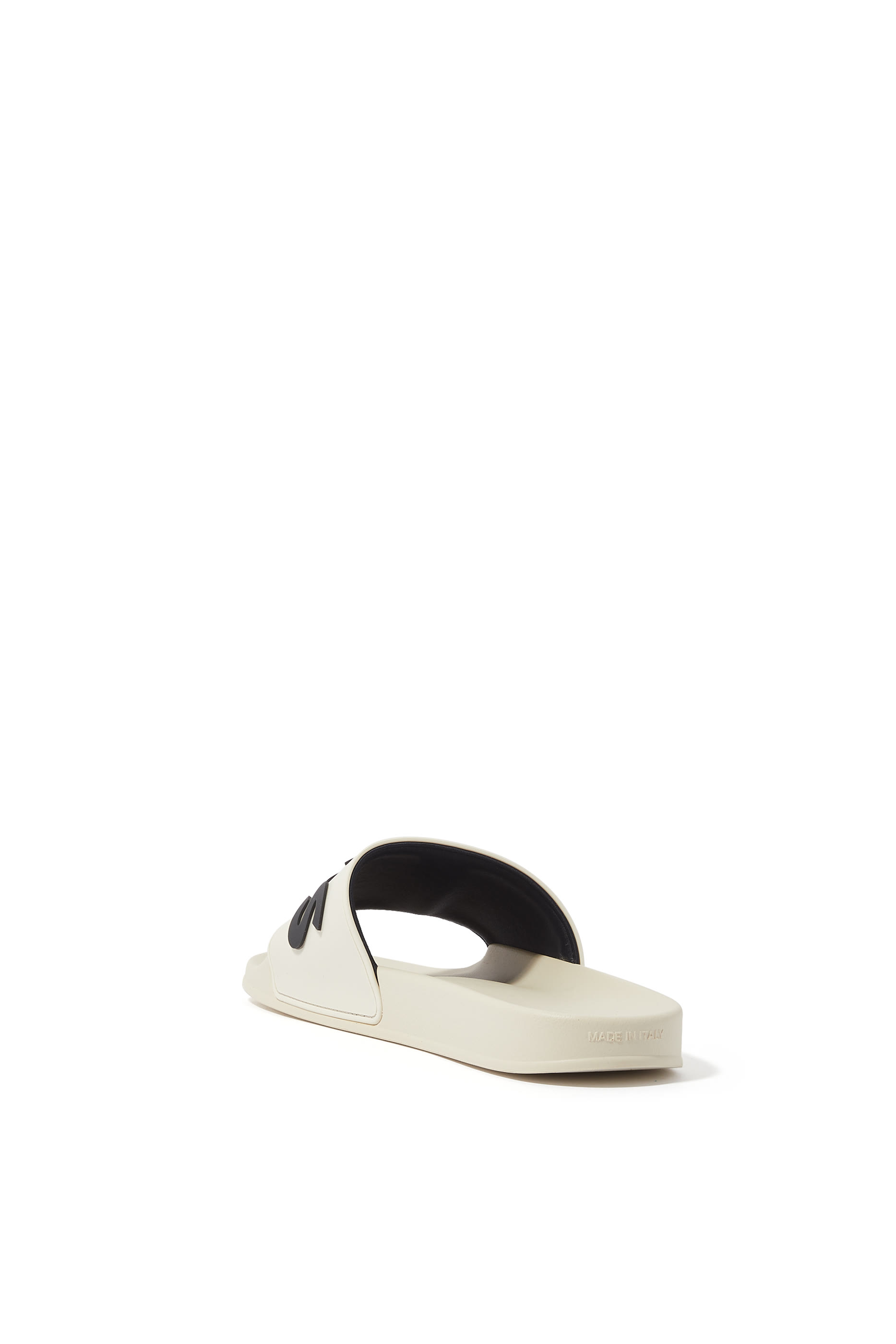 حذاء مفتوح كيرك