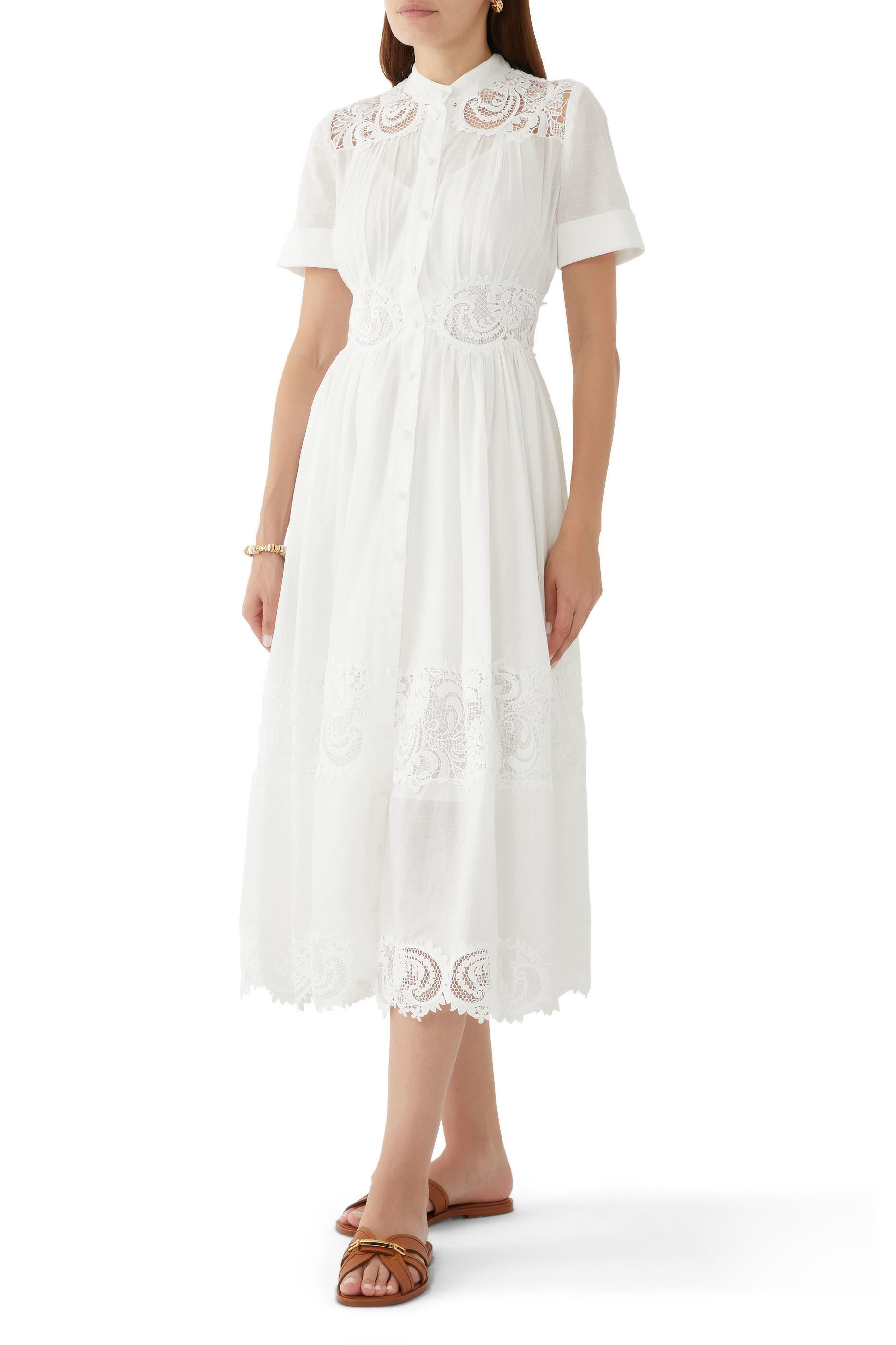 فستان بوب بقصة قصيرة وحواف دانتيل