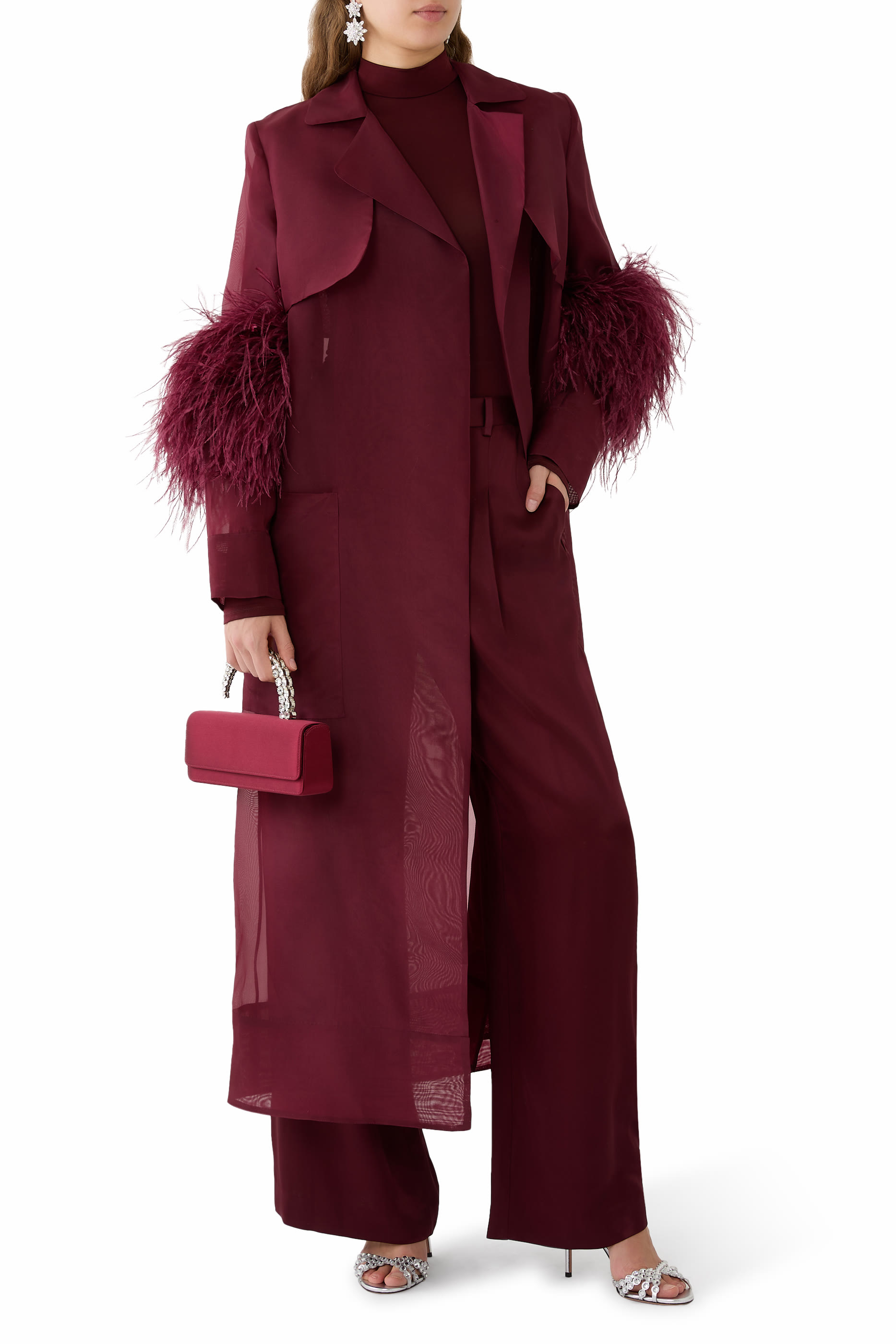 فستان داستر طويل شفاف أورجانزا مزين بالريش