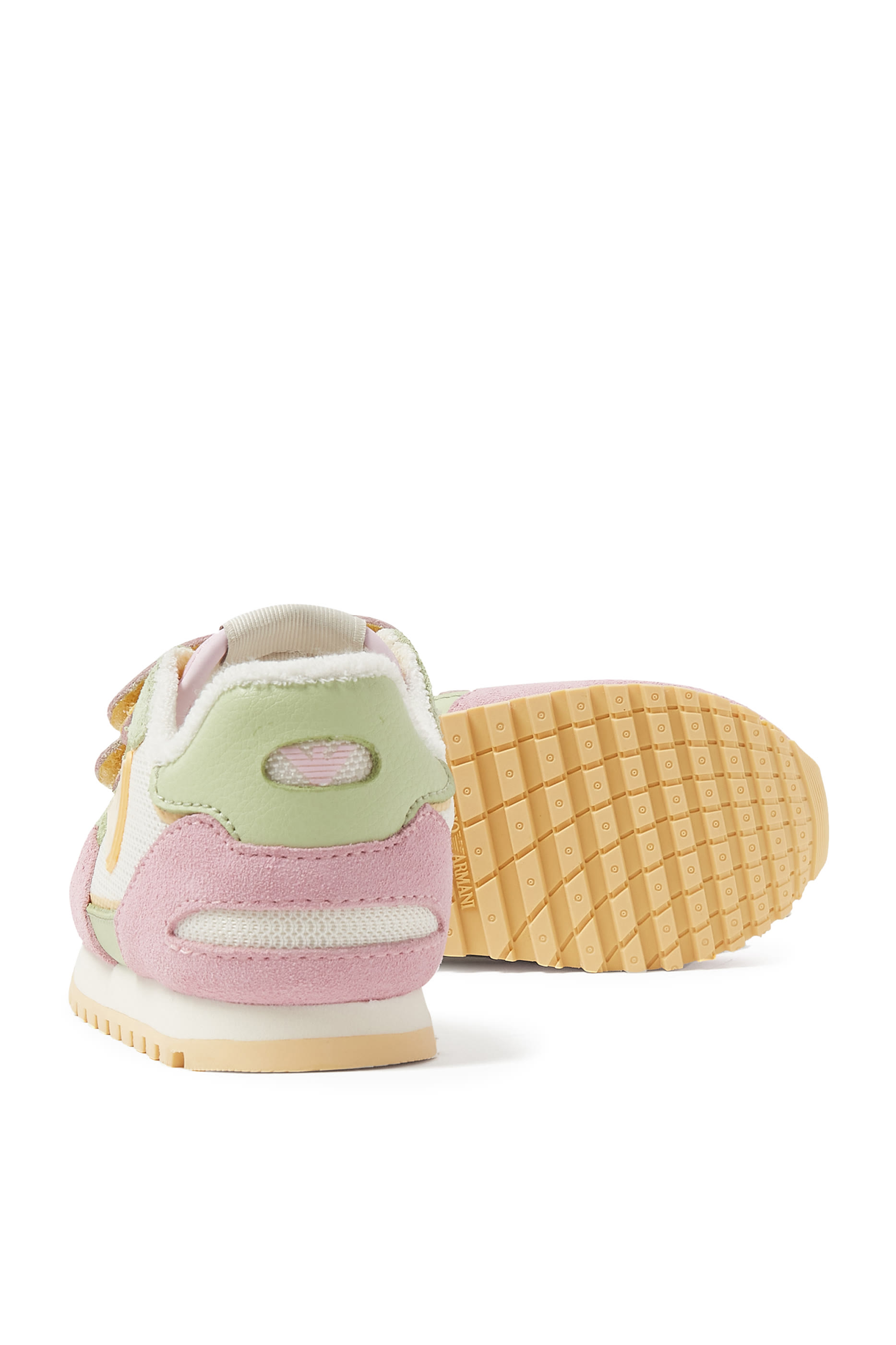 سنيكرز بأشرطة فيلكرو بشعار الماركة للأطفال