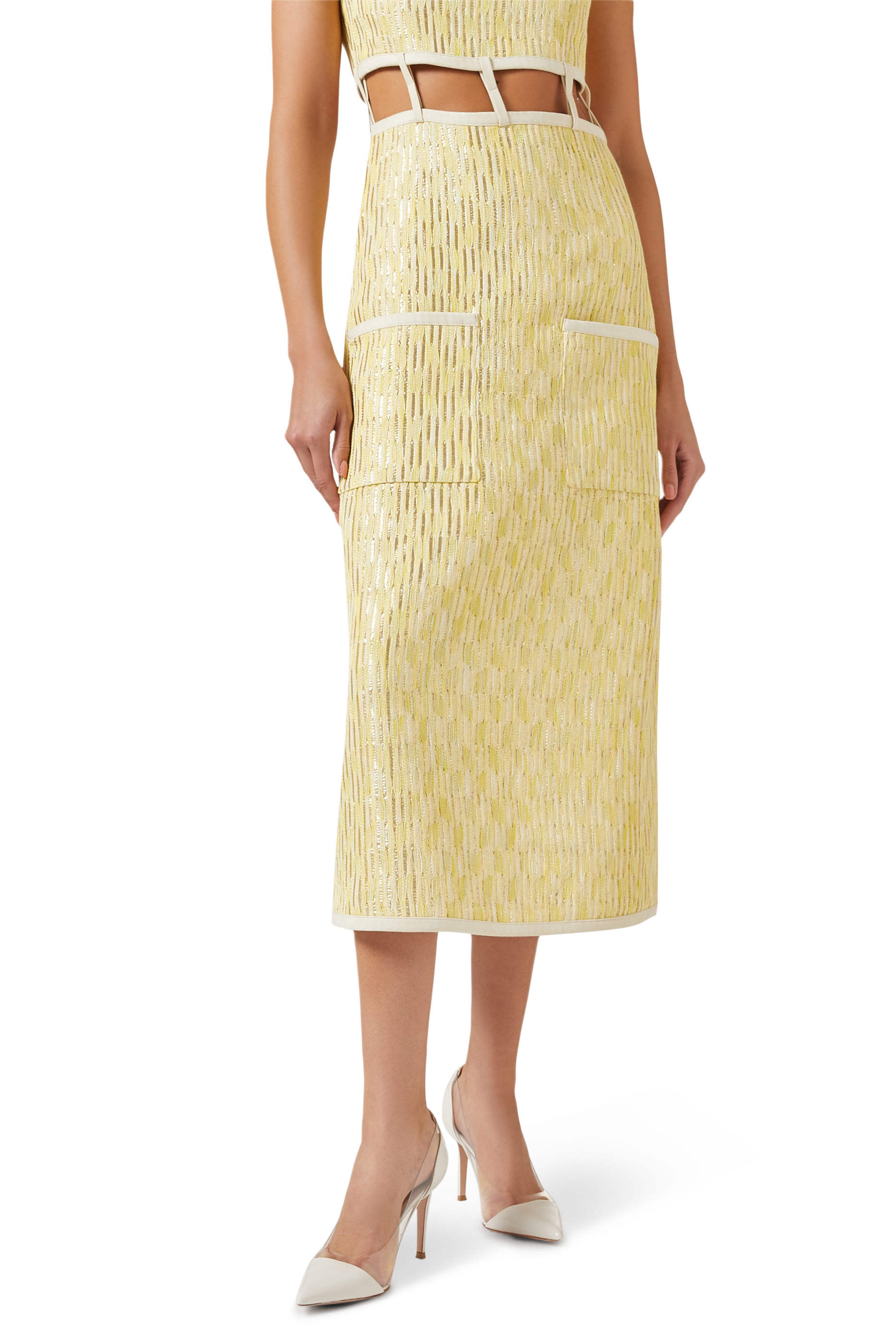 حذاء كلاسيك 85 بأجزاء شفافة