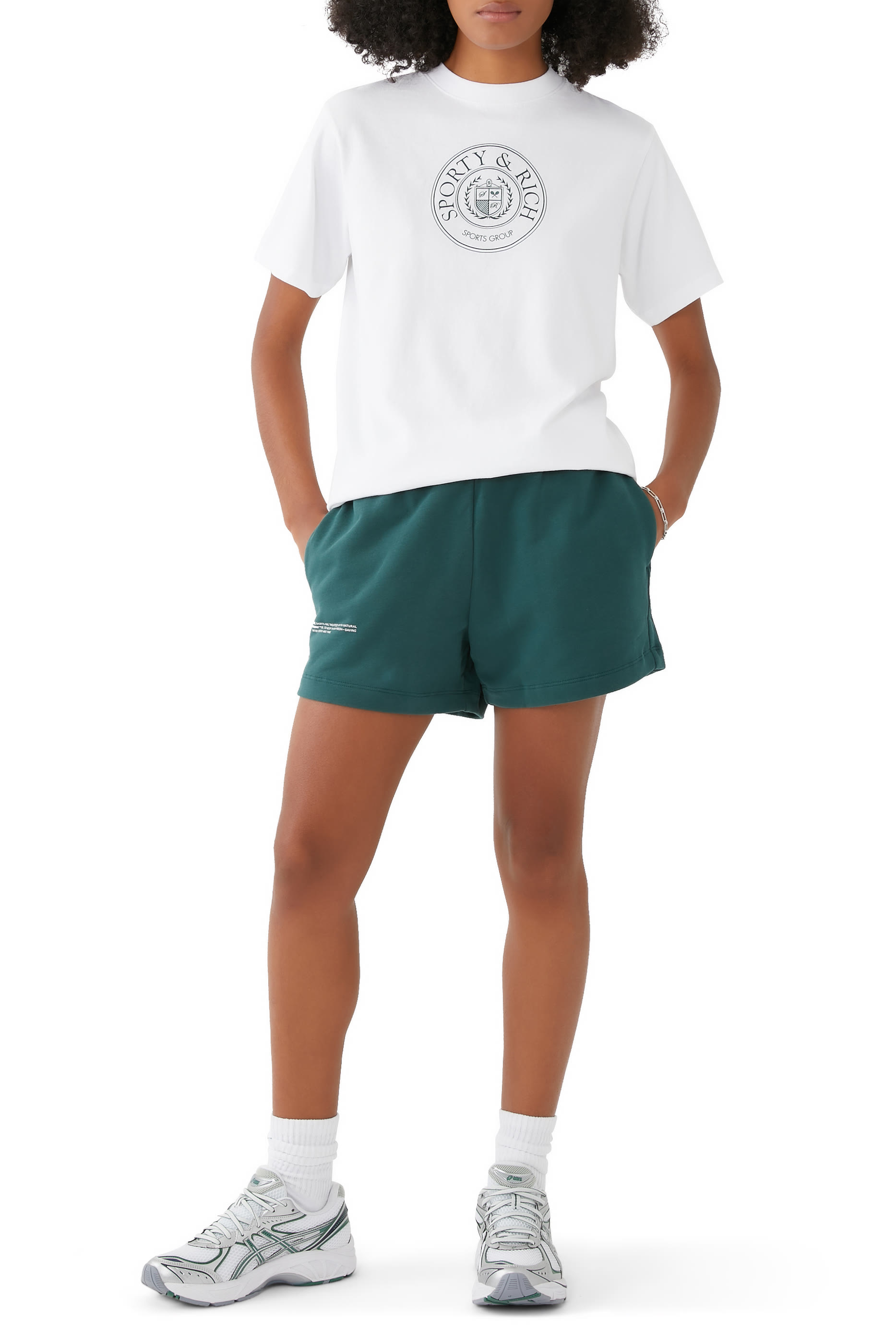 تيشيرت كونيتيكت بشعار الماركة