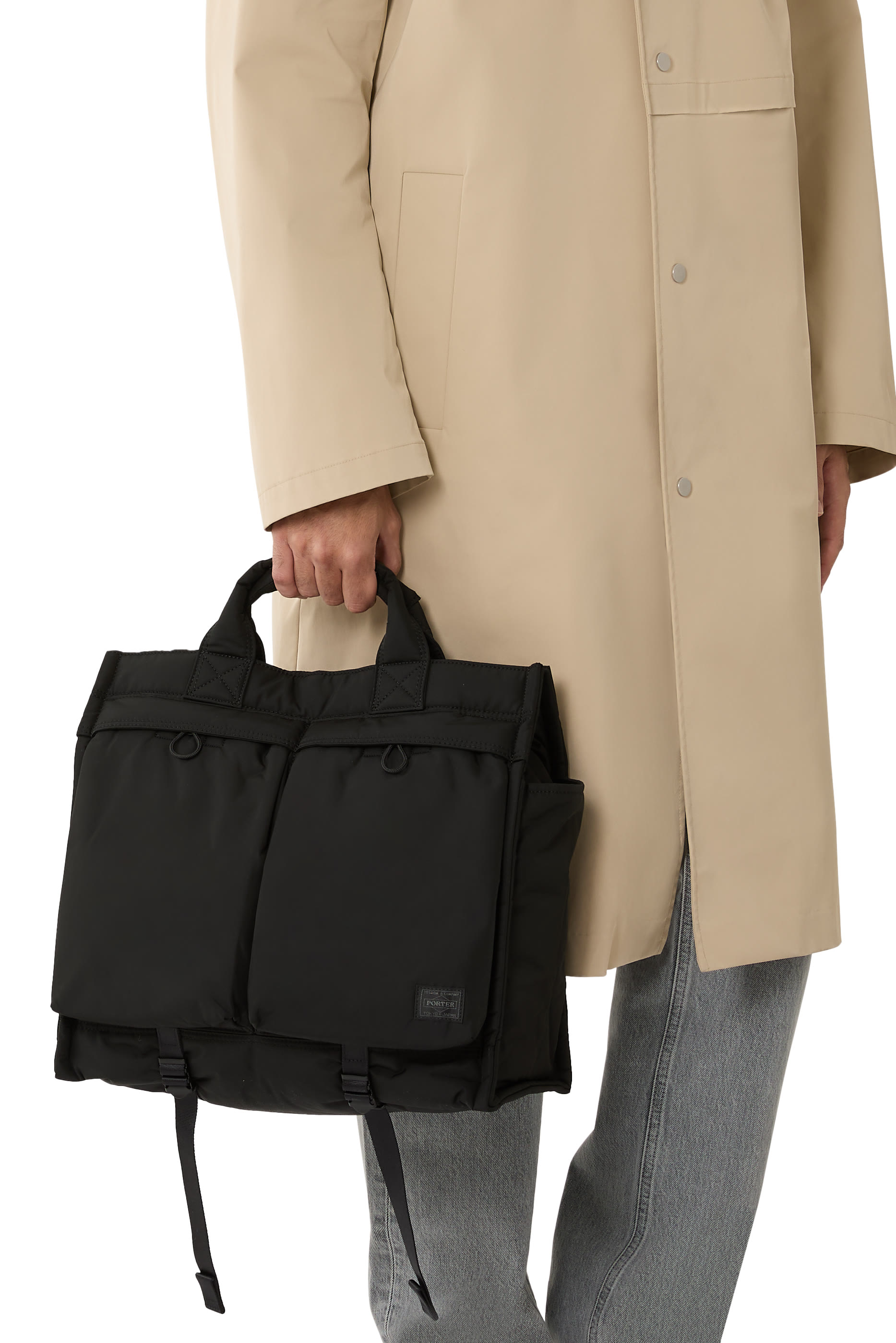  حقيبة يد سنسز مزينة بشعار الماركة