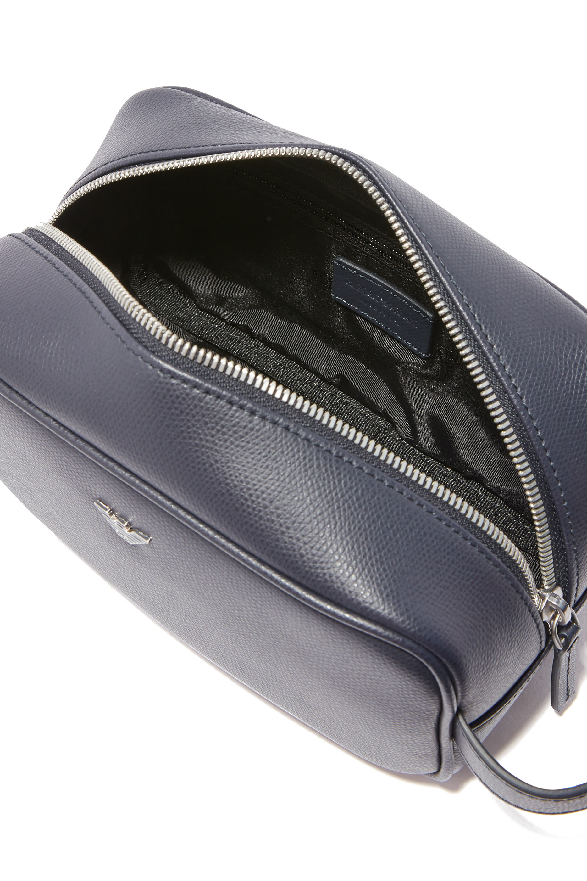 حقيبة مستلزمات العناية الشخصية بحلية بشعار الماركة