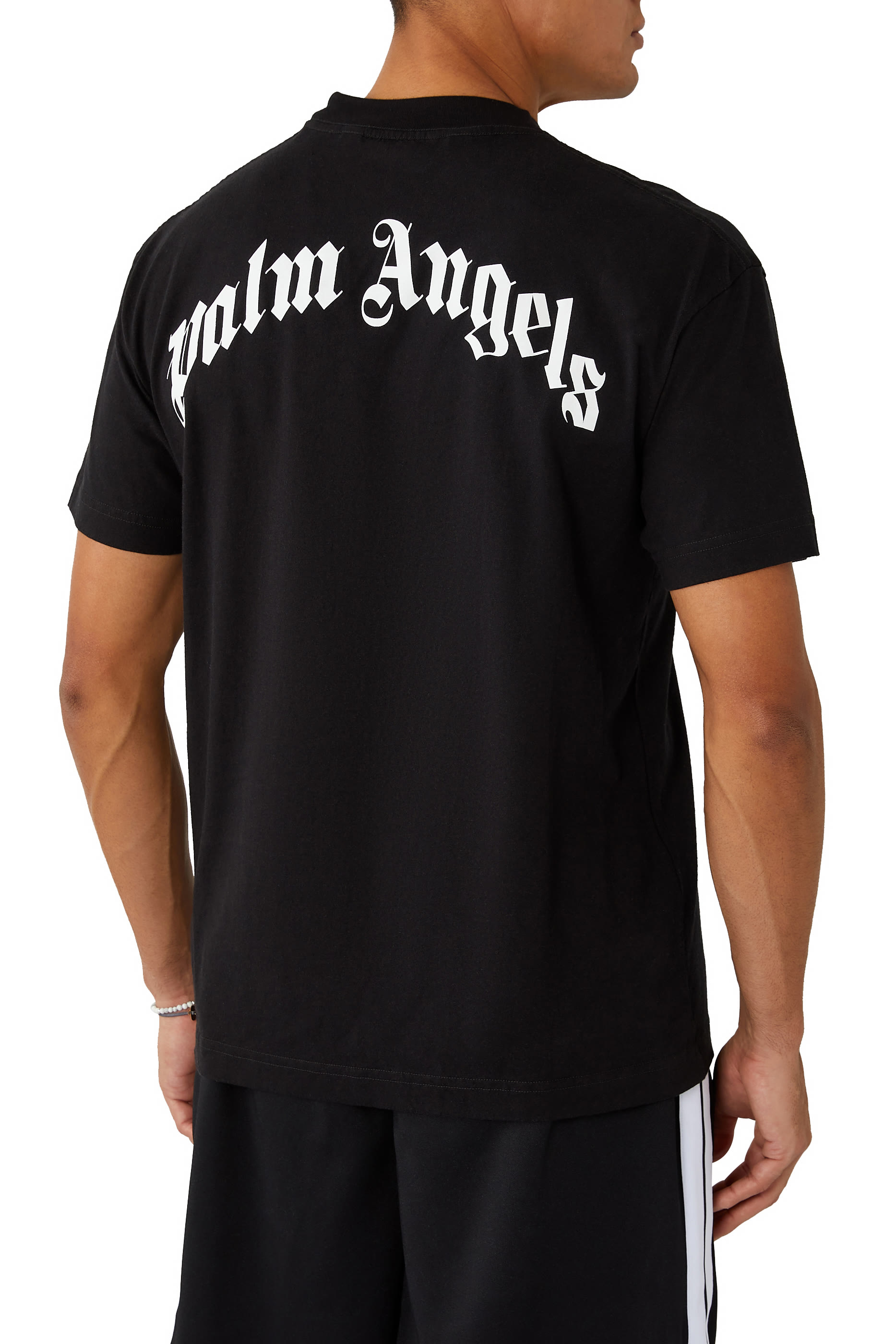 تيشيرت كلاسيك بطبعات دب وشعار الماركة