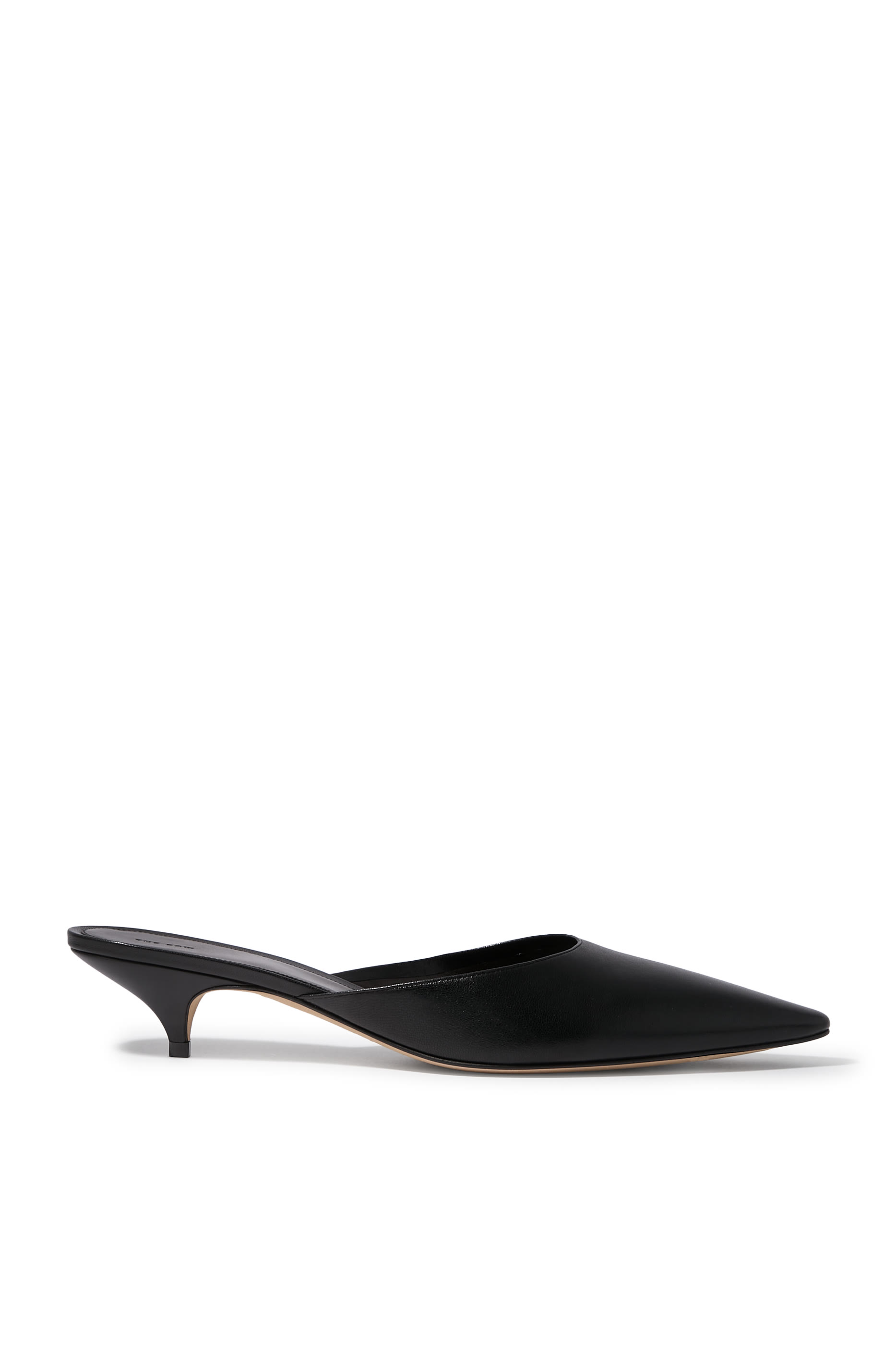 حذاء ليسا 35 مفتوح من الخلف بكعب منخفض