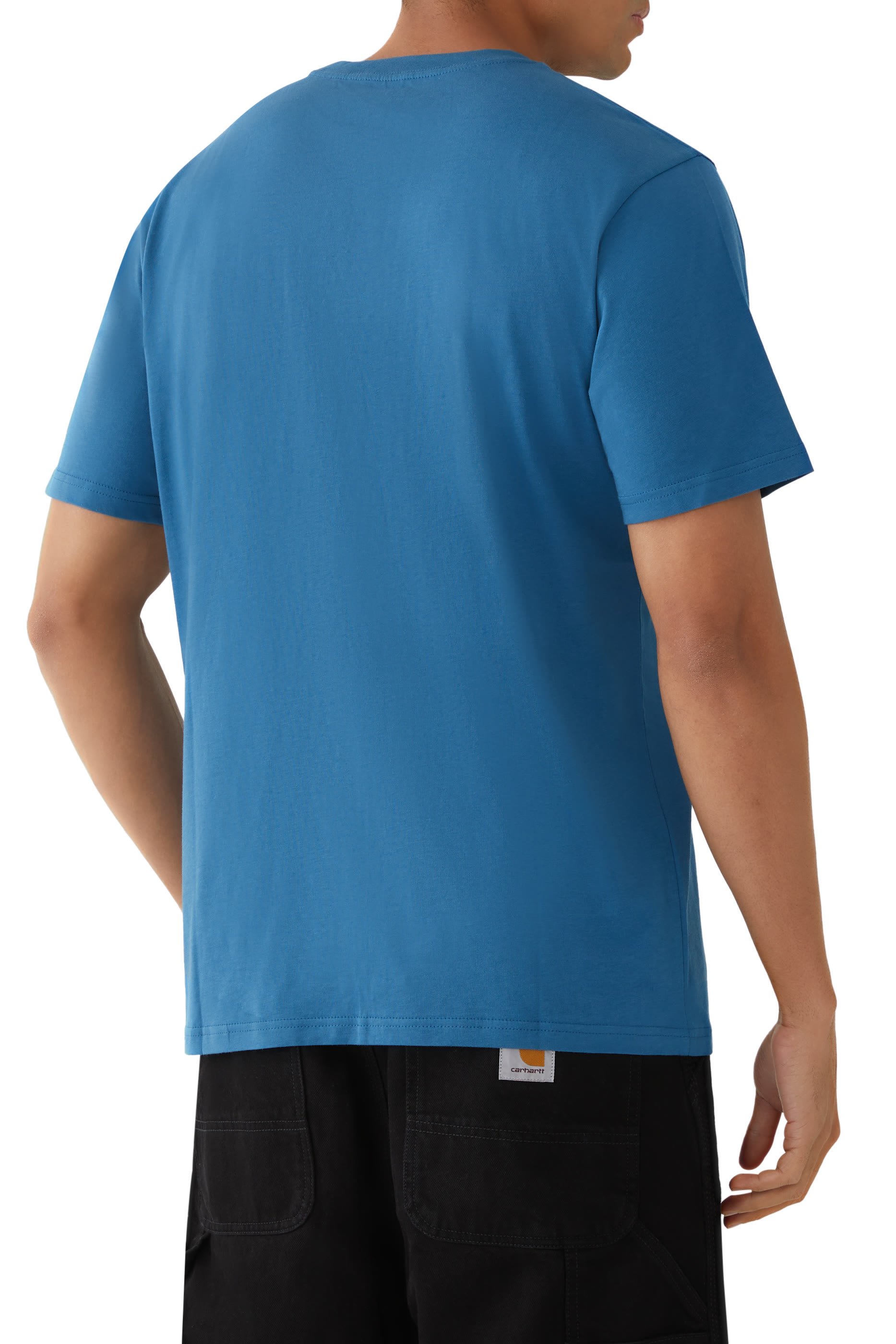 تيشيرت بجيب وأكمام قصيرة