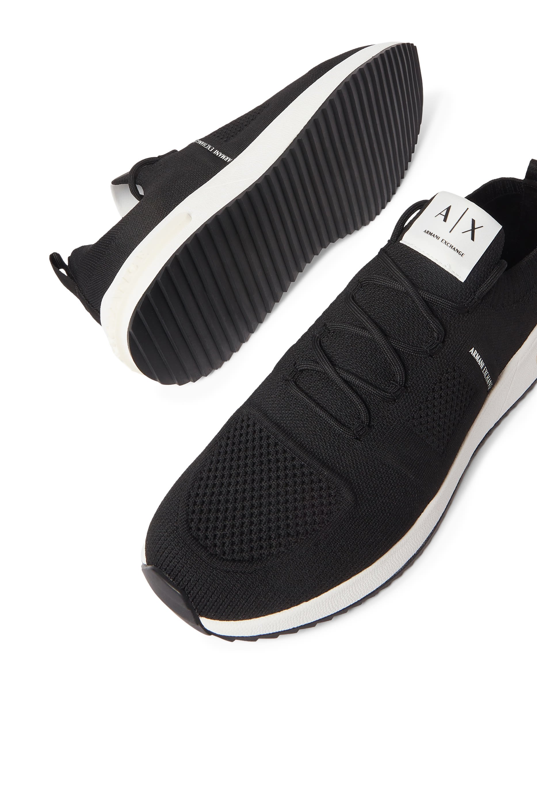 سنيكرز داسلدروف أسفل الكاحل بشعار الماركة